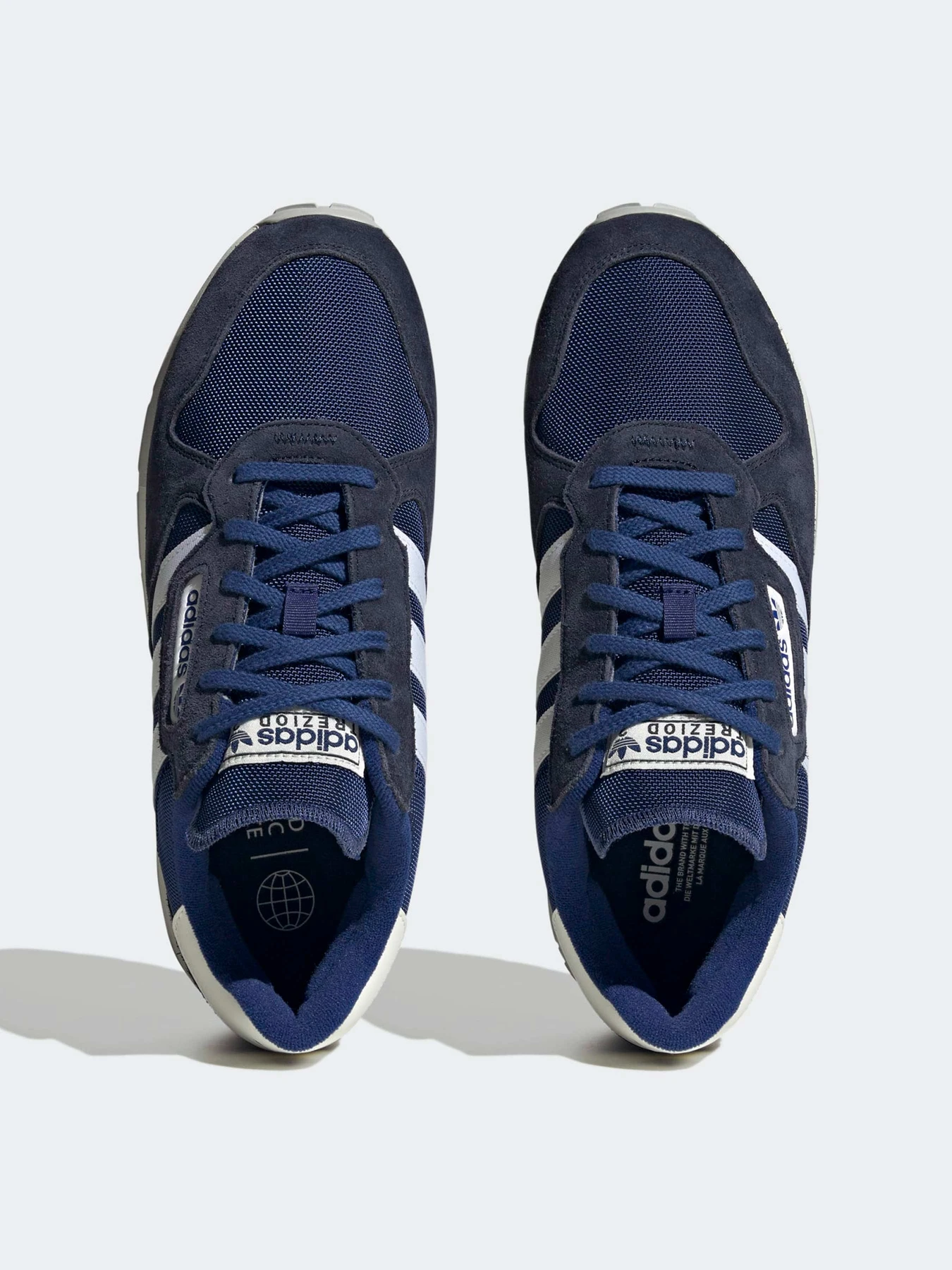 Кроссовки Adidas модель GY0044 Кроссовки Adidas модель GY0044 Фото