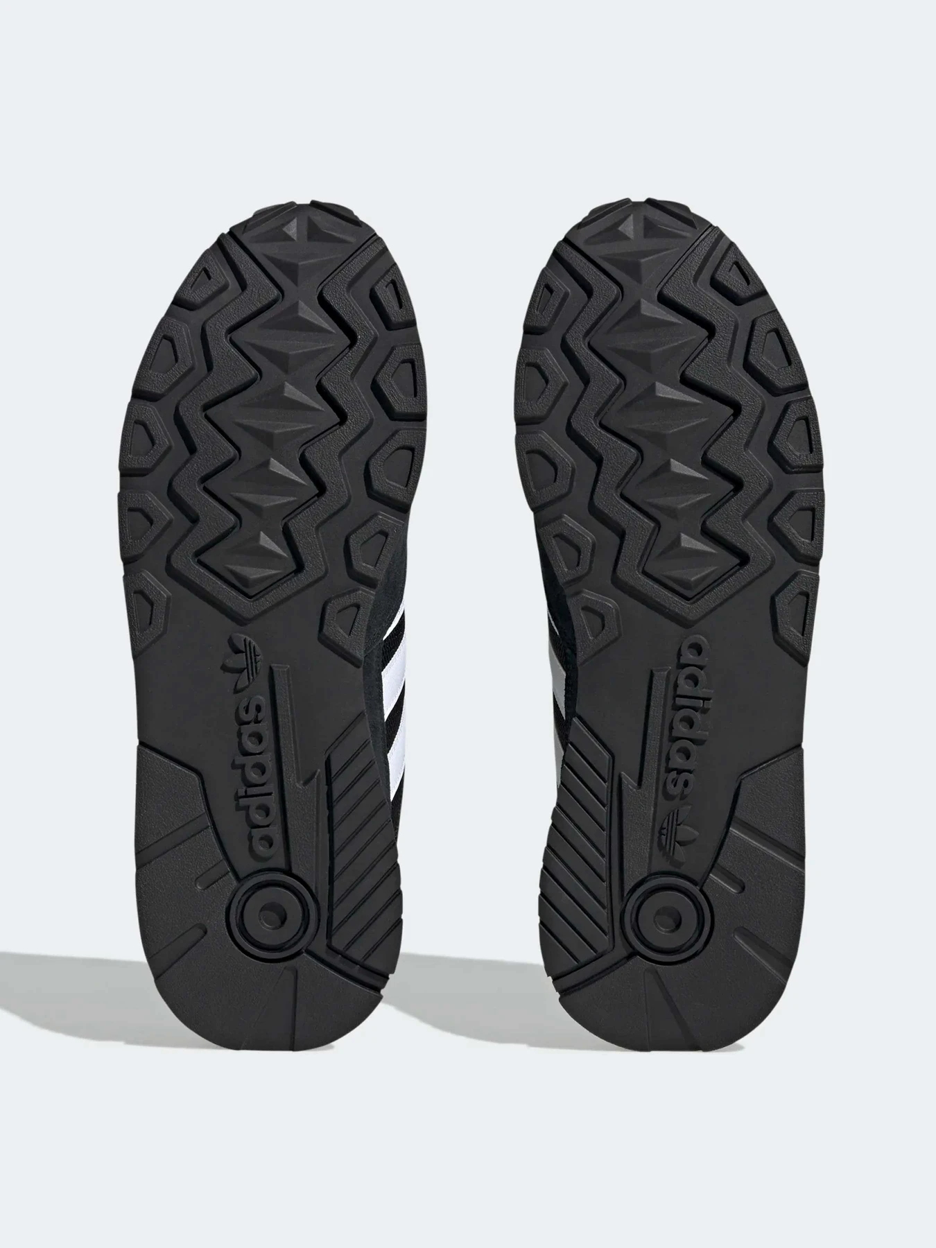 Кроссовки Adidas модель GY0051 Кроссовки Adidas модель GY0051 Фото