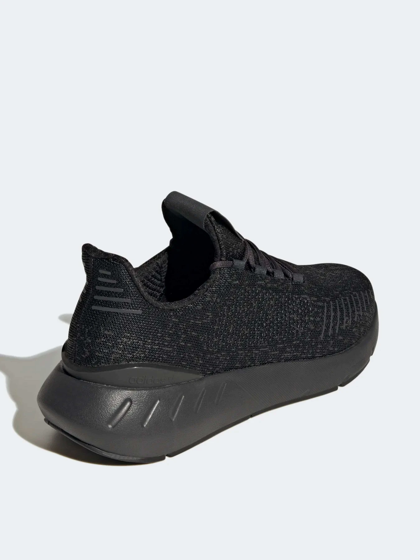 Кроссовки Adidas модель GY1940 Кроссовки Adidas модель GY1940 Фото