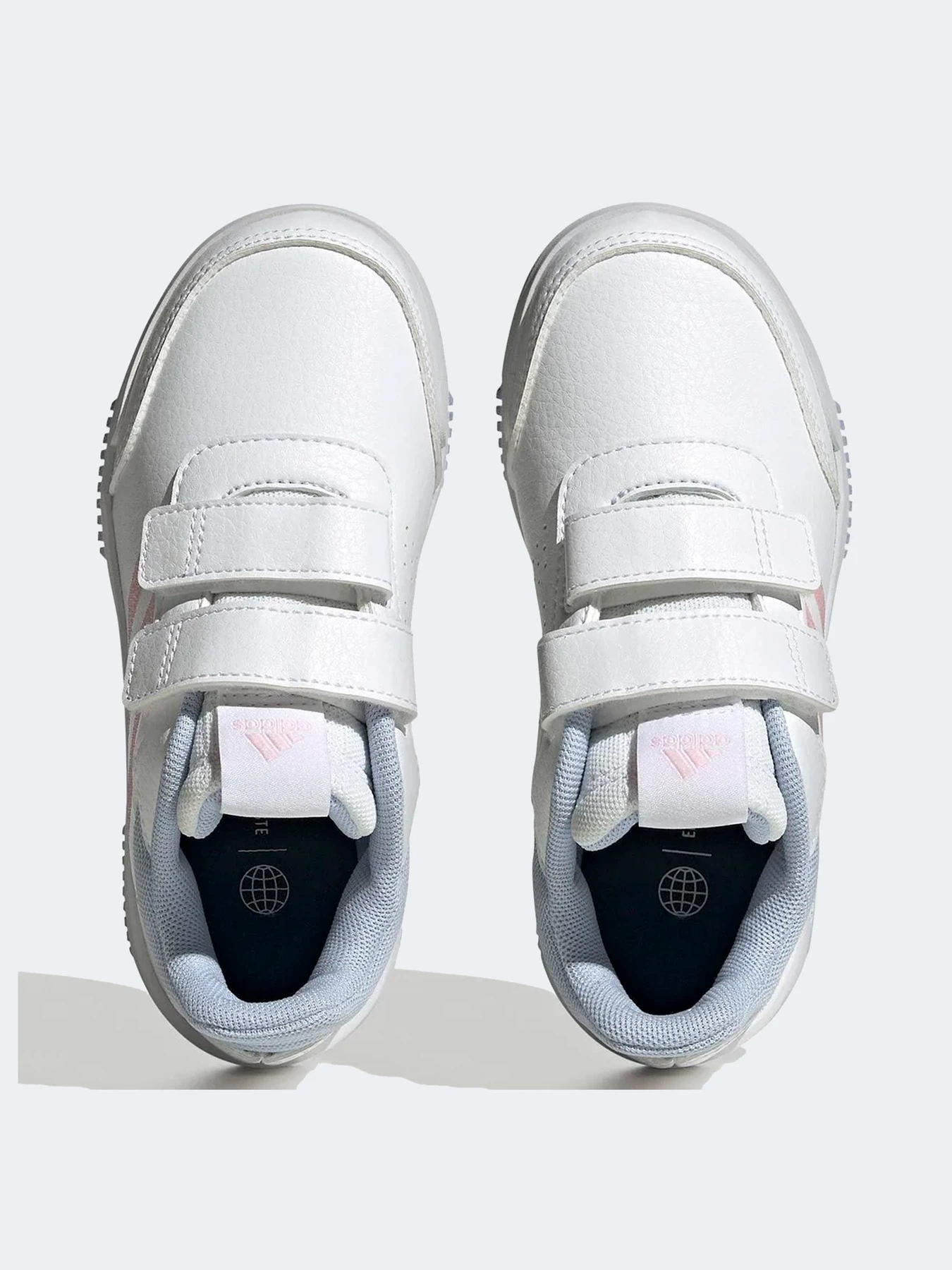 Кроссовки Adidas модель H06311 Кроссовки Adidas модель H06311 Фото
