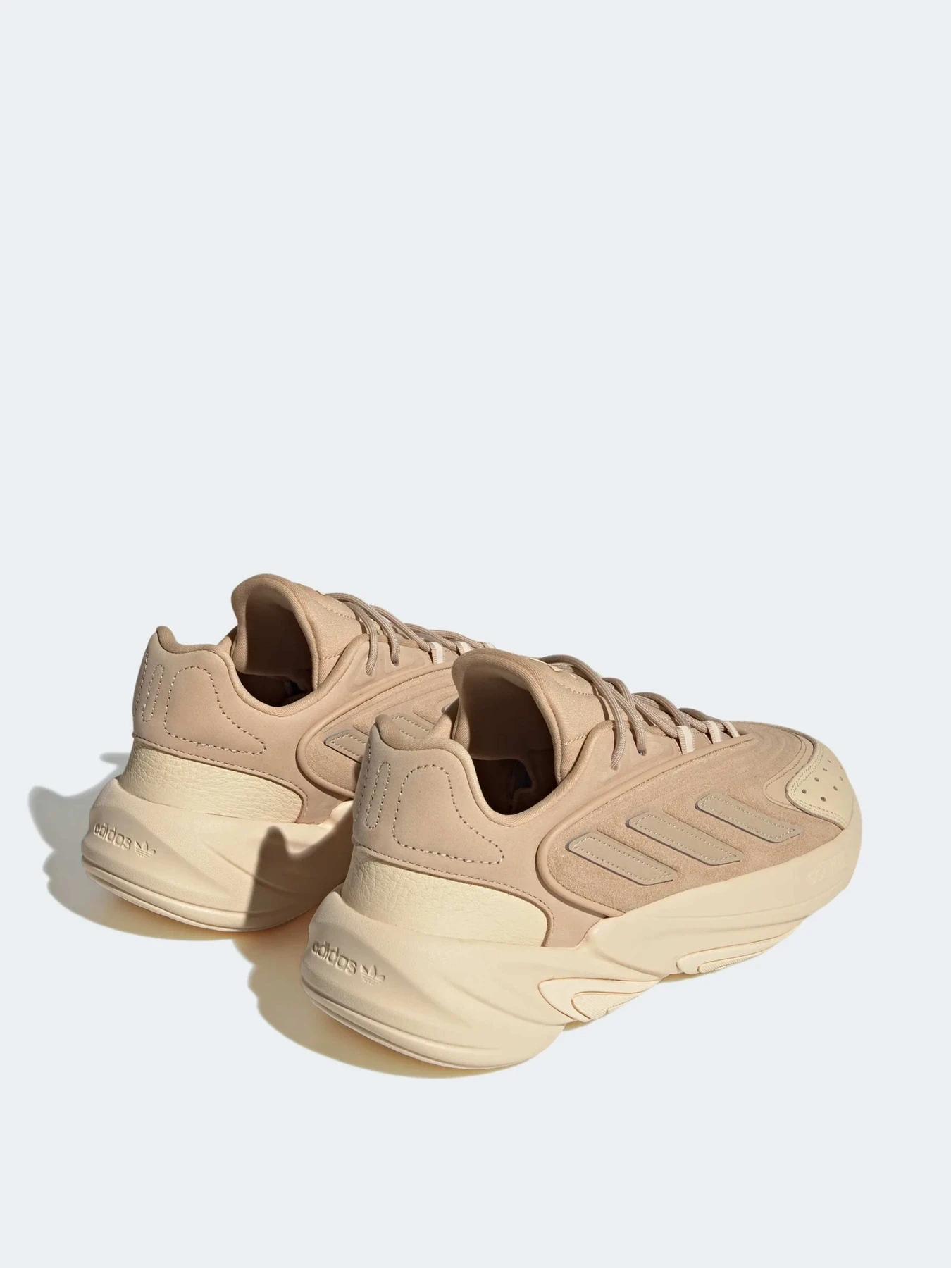 Кроссовки Adidas модель HP6356 Кроссовки Adidas модель HP6356 Фото