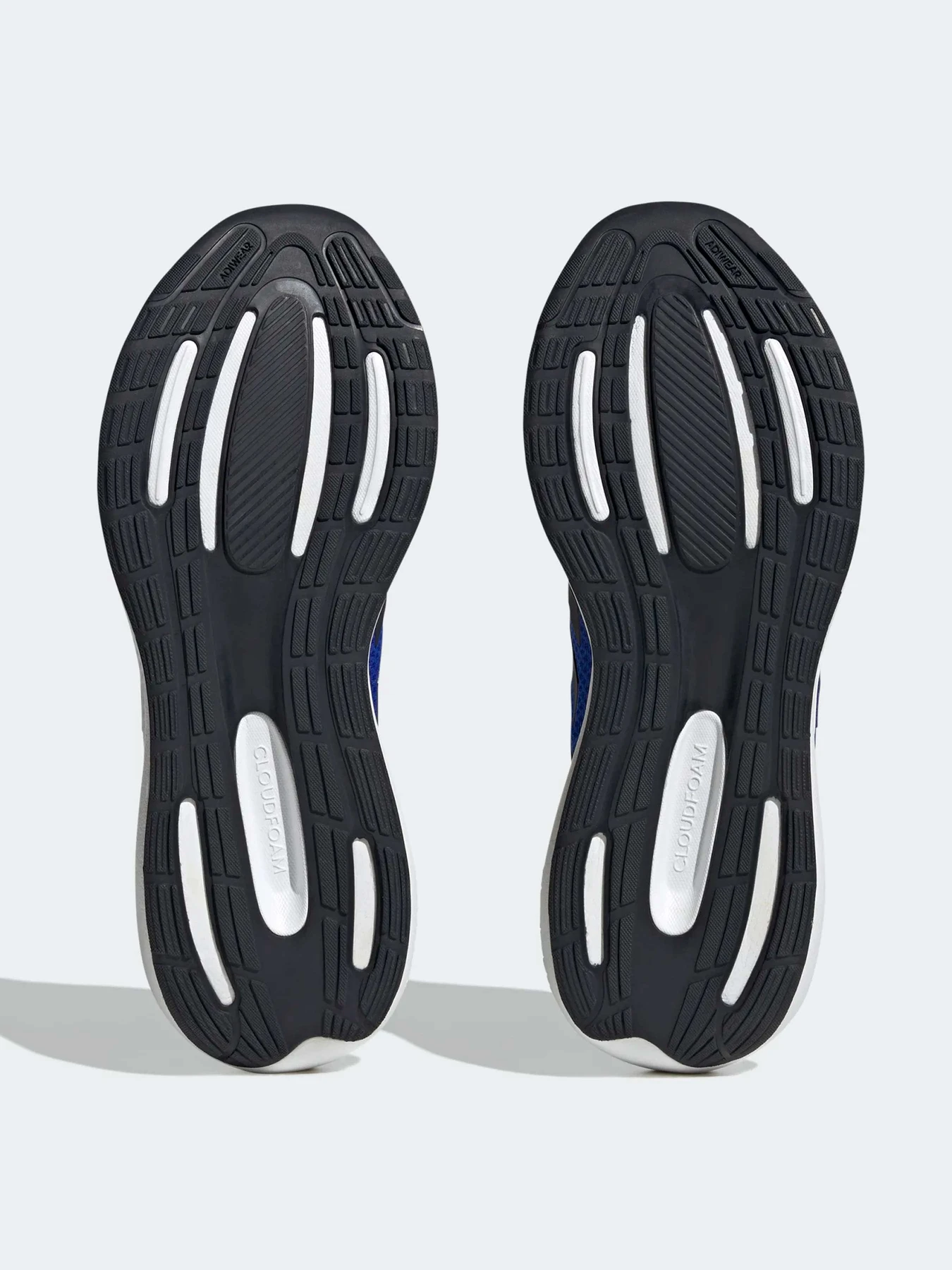 Кроссовки Adidas модель HP7549 Кроссовки Adidas модель HP7549 Фото