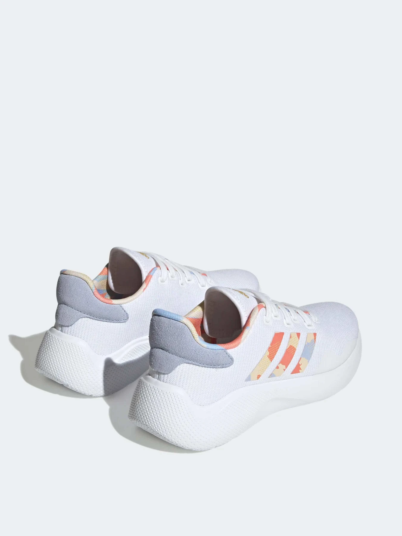 Кроссовки Adidas модель HQ1725 Кроссовки Adidas модель HQ1725 Фото
