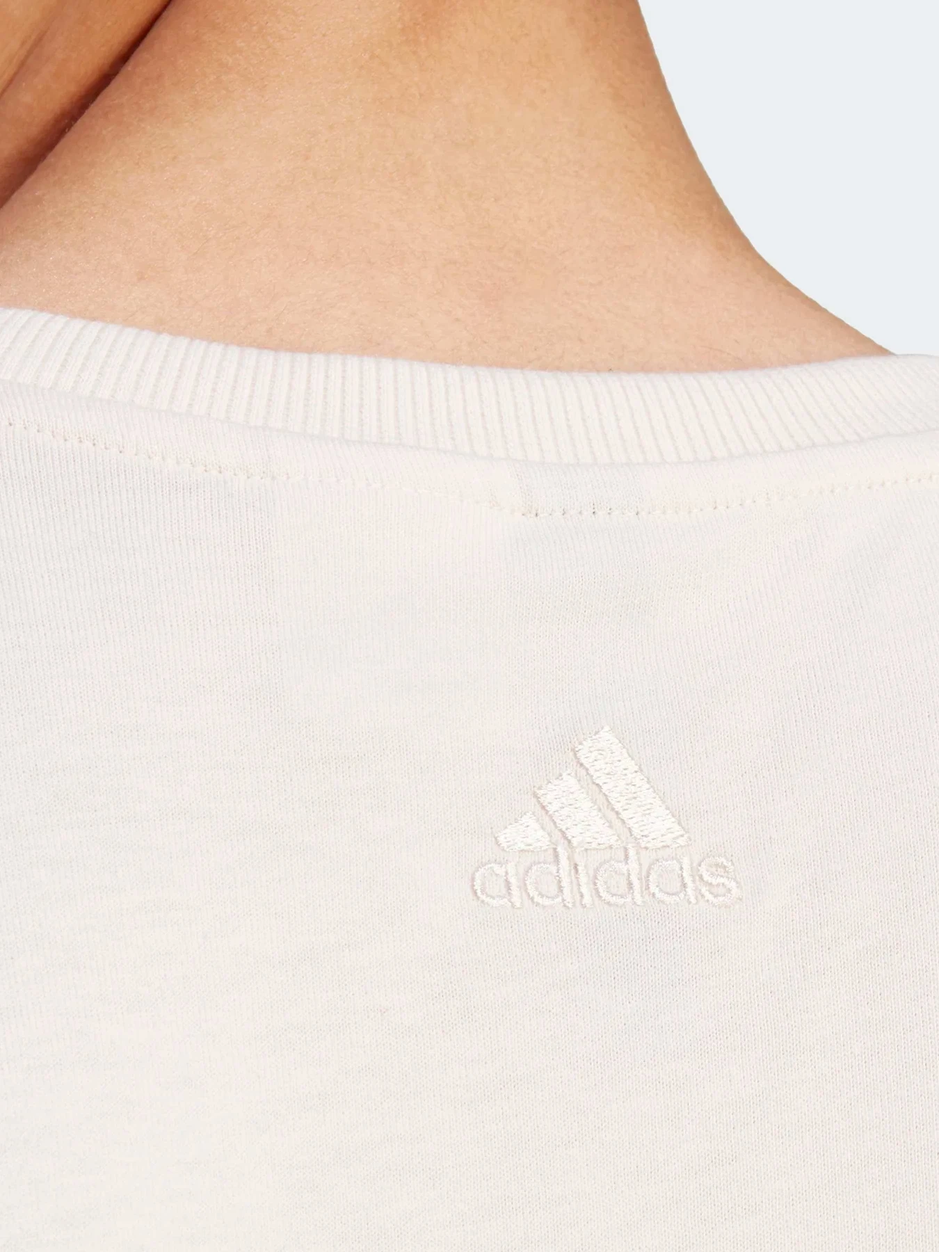 Футболки и поло Adidas модель IC9810 Футболки и поло Adidas модель IC9810 Фото