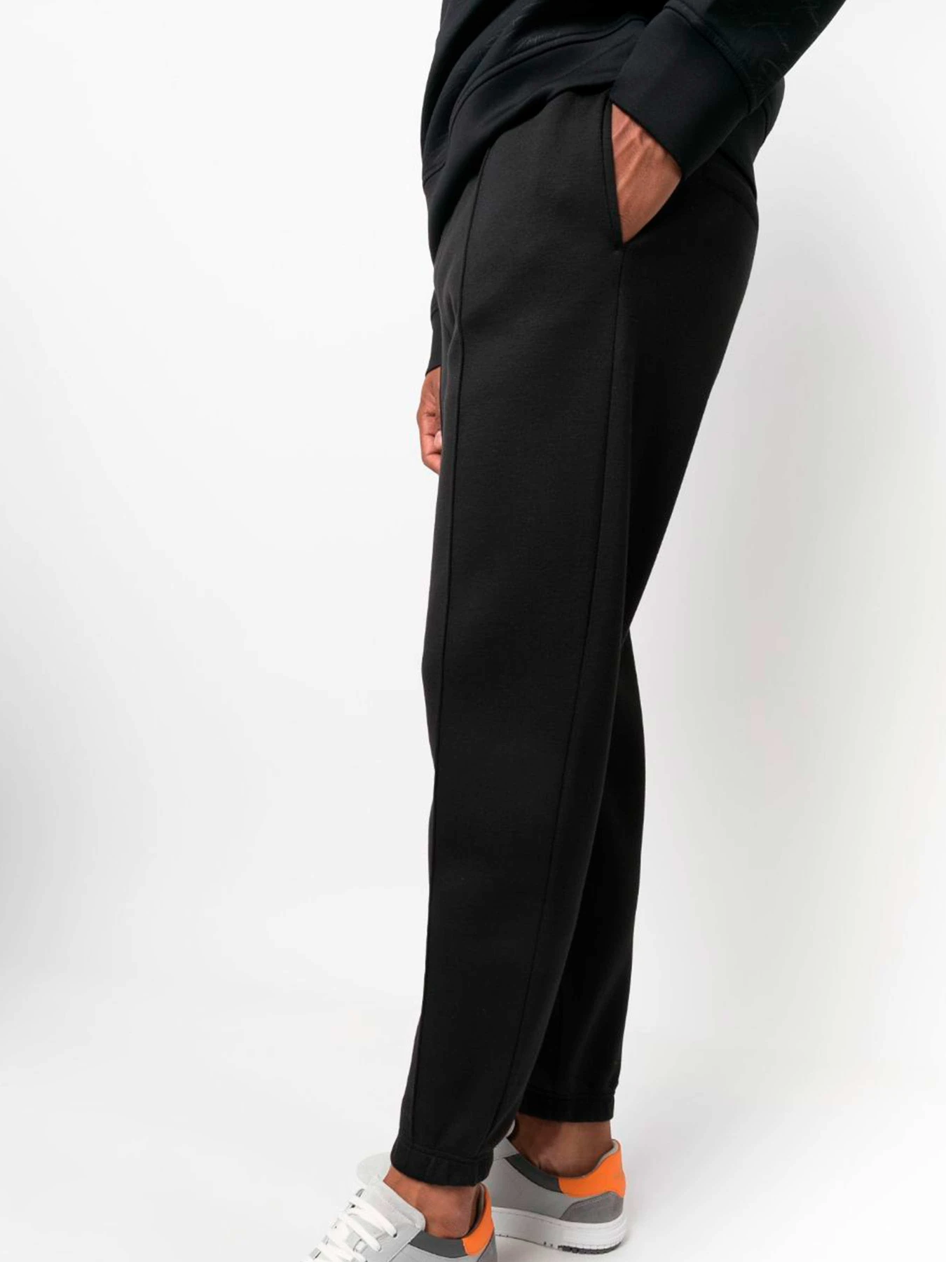 Брюки Emporio Armani модель 3R1PE7-1JRHZ-0999 Брюки Emporio Armani модель 3R1PE7-1JRHZ-0999 Фото