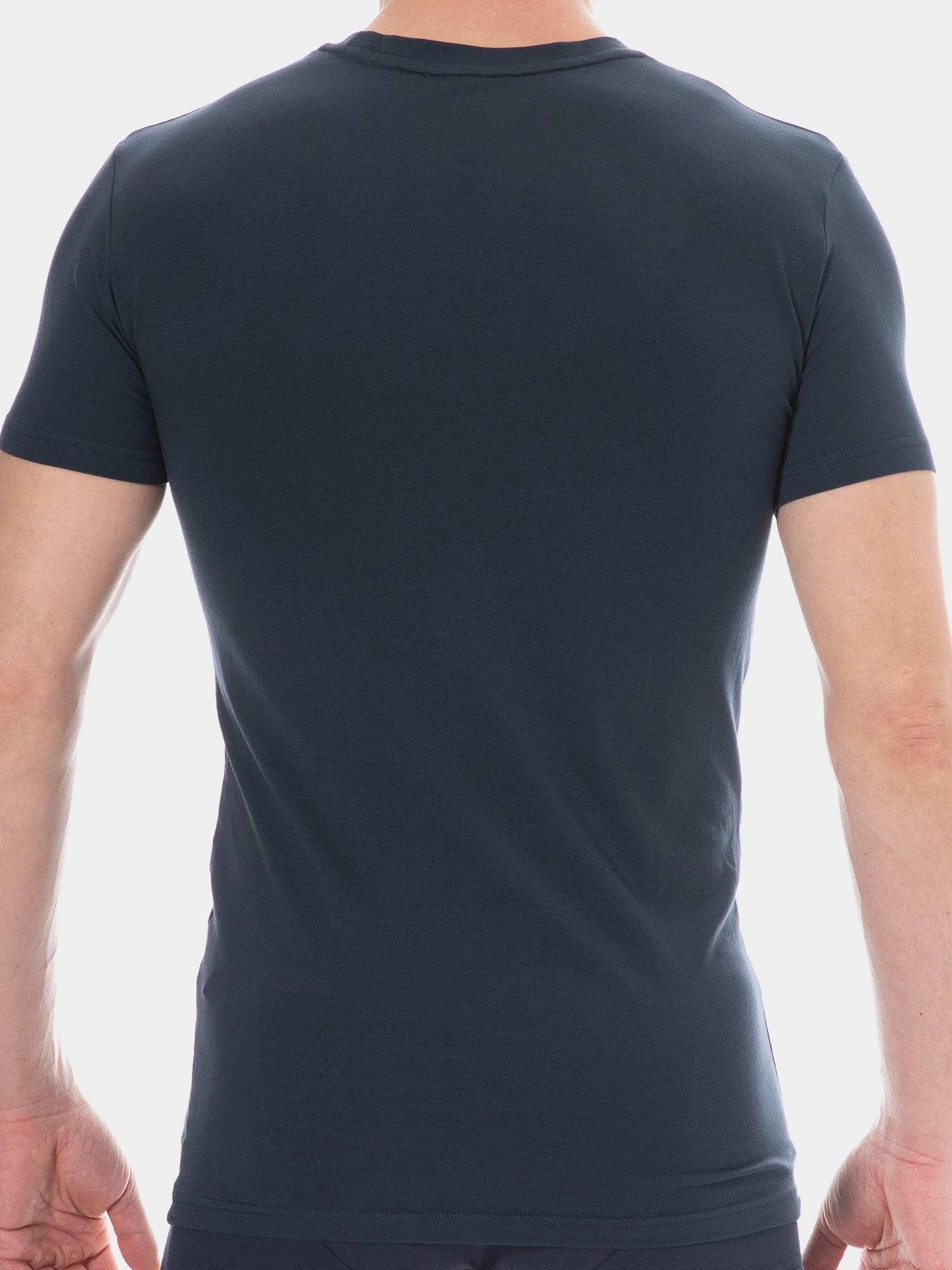 Футболки и поло Emporio Armani модель 111035-3R516-00135 Футболки и поло Emporio Armani модель 111035-3R516-00135 Фото