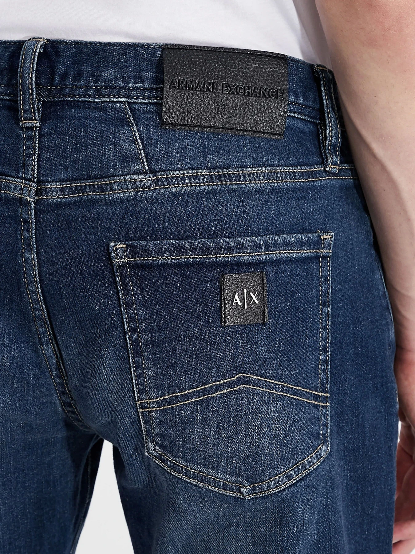 Джинсы Armani Exchange модель 8NZJ16-Z3SAZ-1500 Джинсы Armani Exchange модель 8NZJ16-Z3SAZ-1500 Фото