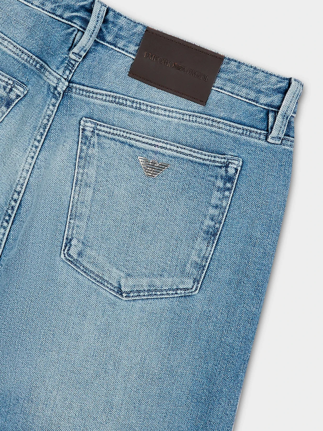 Джинсы Emporio Armani модель 3R1J75-1D29Z-0942 Джинсы Emporio Armani модель 3R1J75-1D29Z-0942 Фото