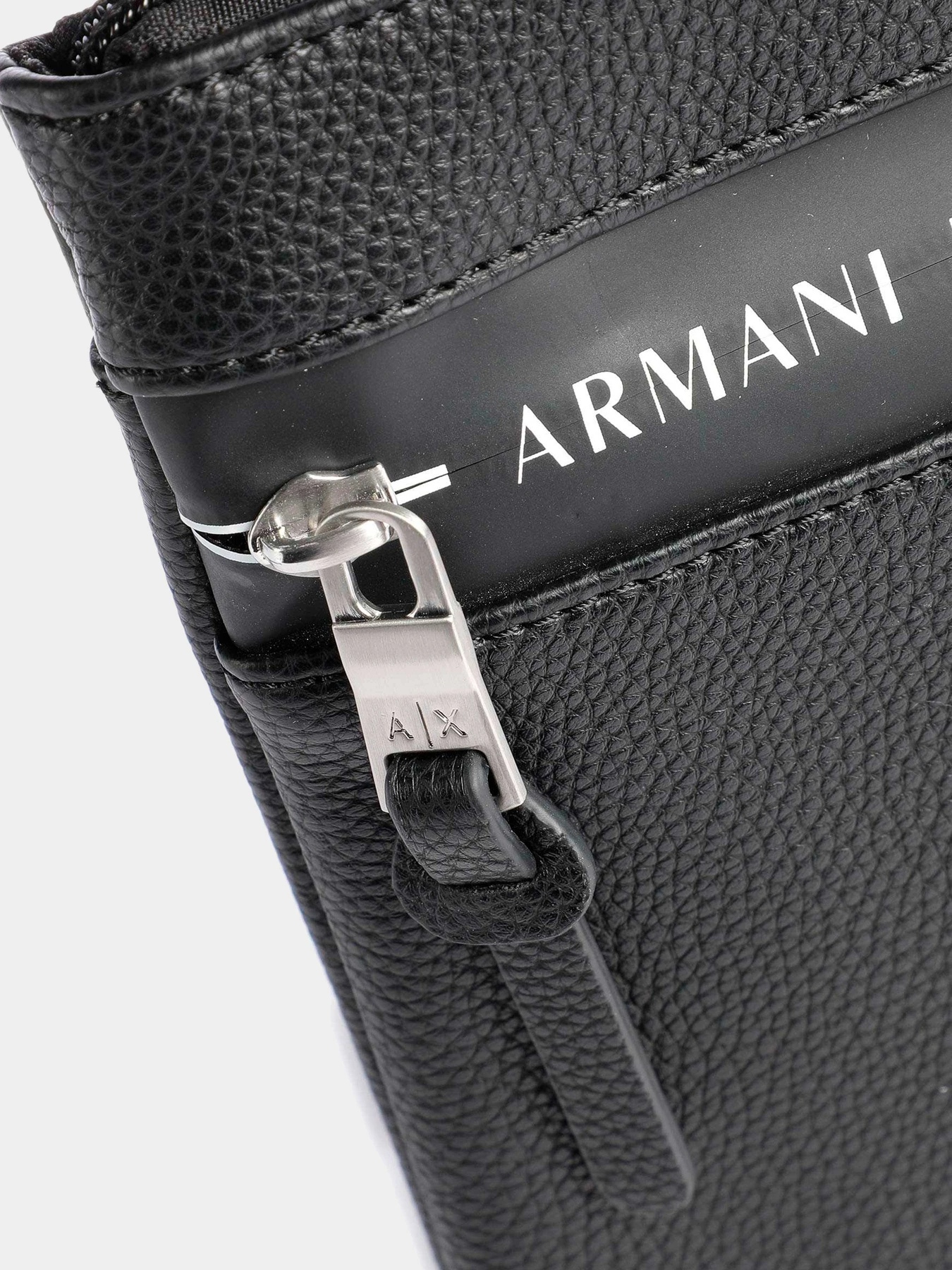 Сумки Armani Exchange модель 952489-3R832-00020 Фото