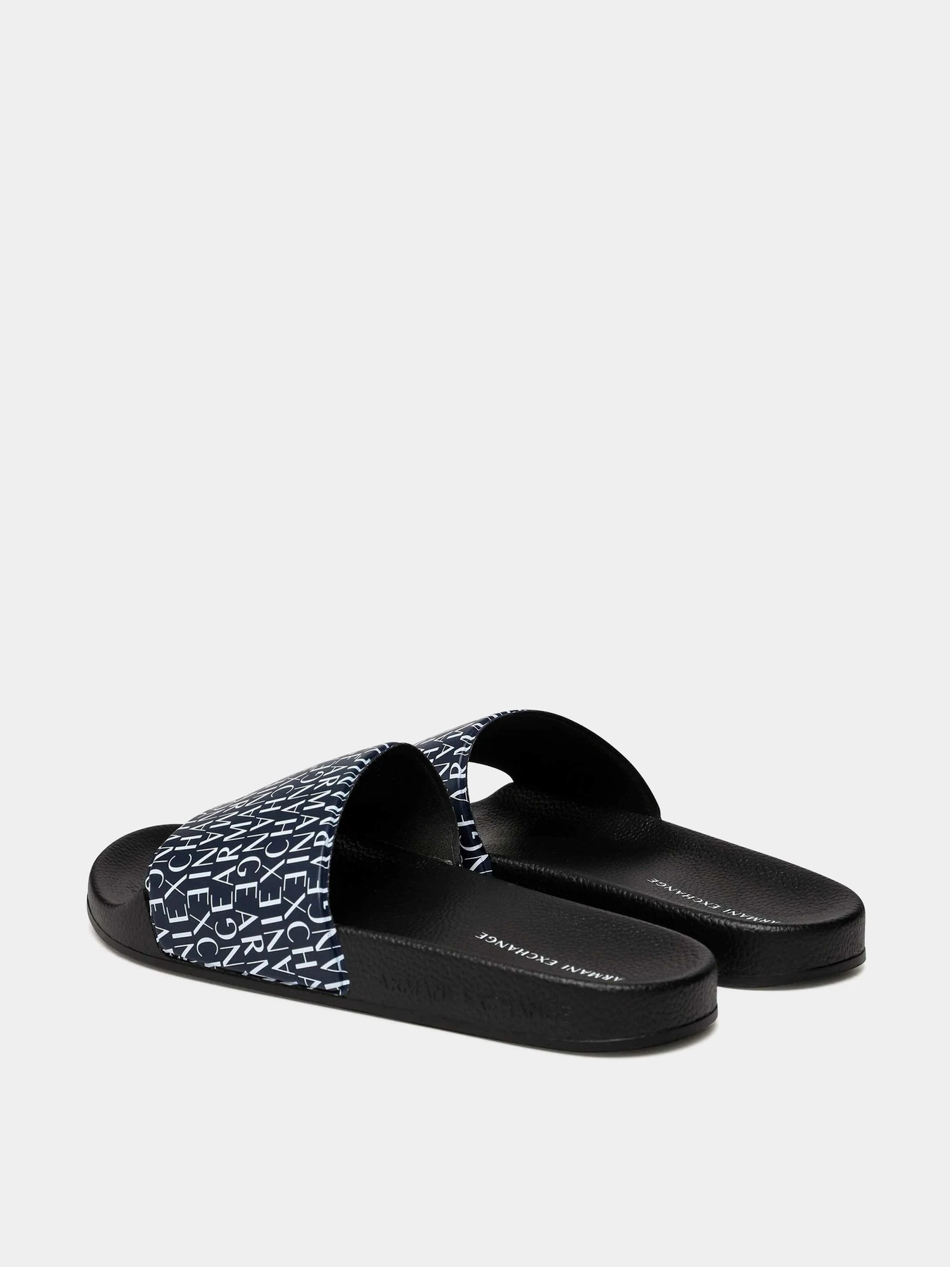 Шлёпанцы Armani Exchange модель XUP004-XV679-S519 Фото