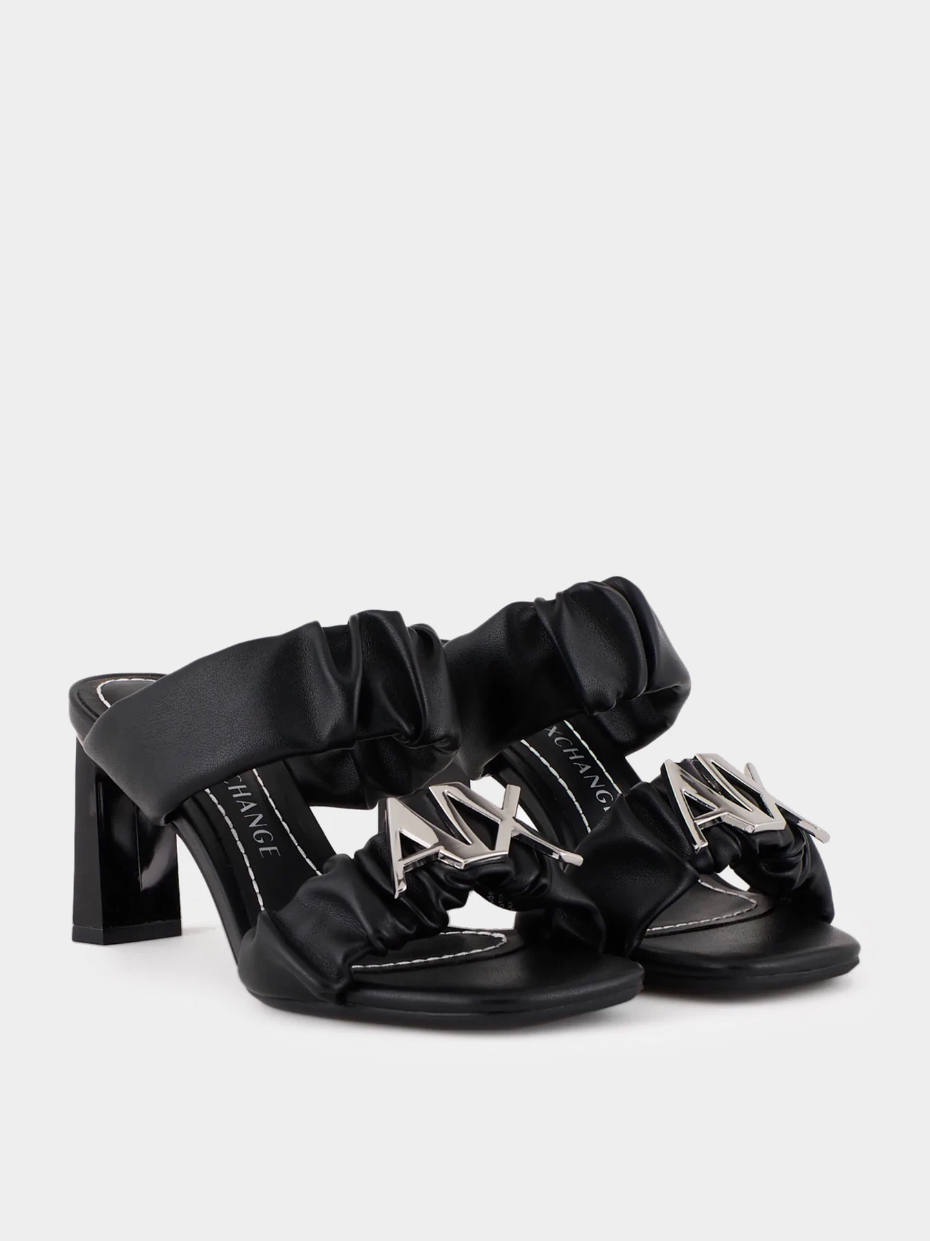 Сандалии Armani Exchange модель XDP032-XV687-N763 Фото
