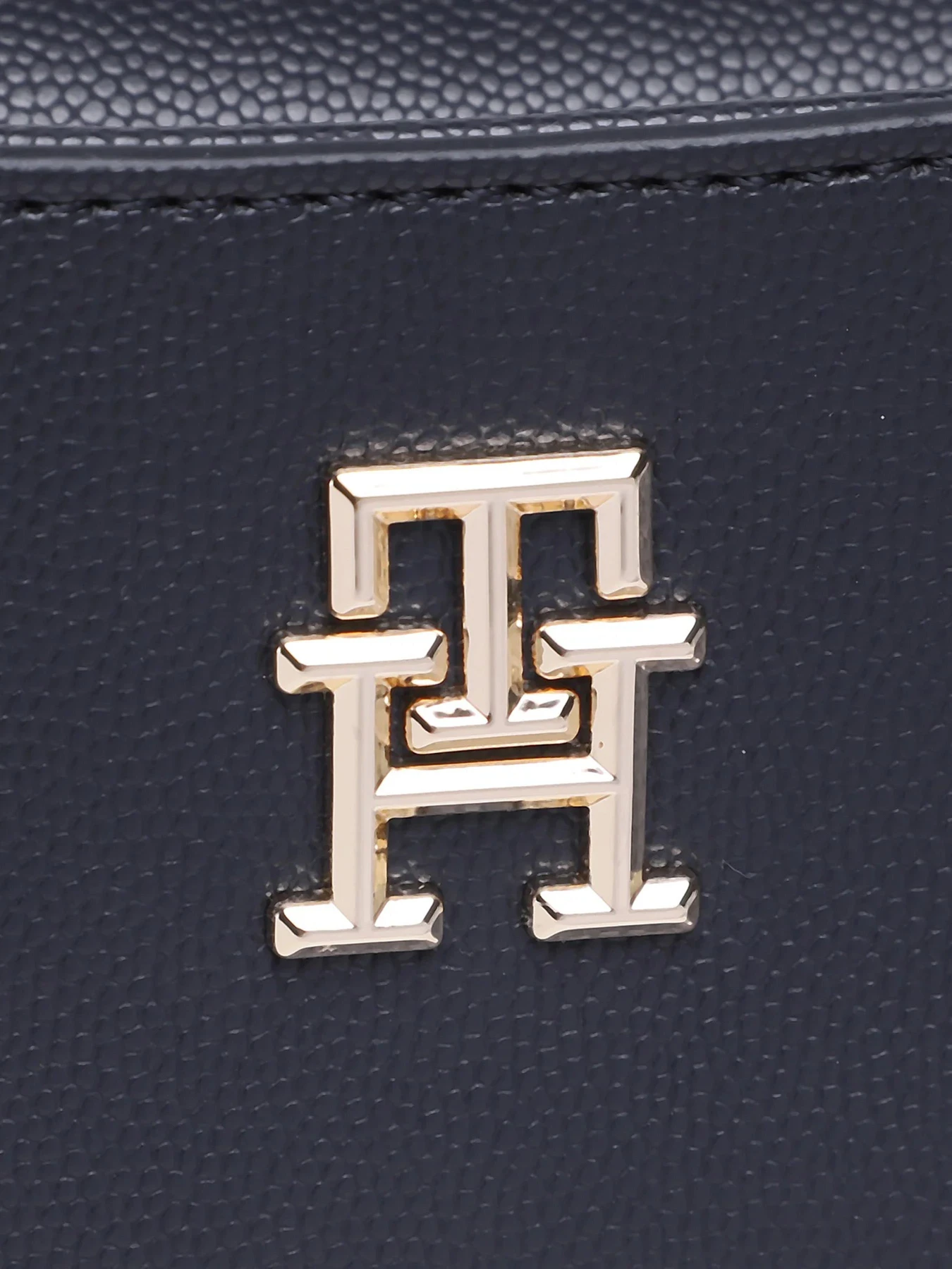Сумки Tommy Hilfiger модель AW0AW14483-DW6 Сумки Tommy Hilfiger модель AW0AW14483-DW6 Фото