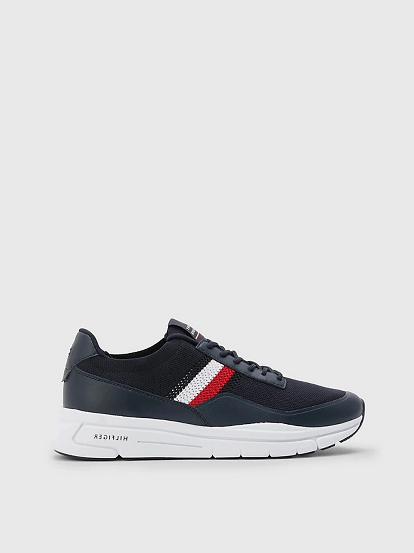 Кроссовки Tommy Hilfiger модель FM0FM04502-DW5 Кроссовки Tommy Hilfiger модель FM0FM04502-DW5 Фото