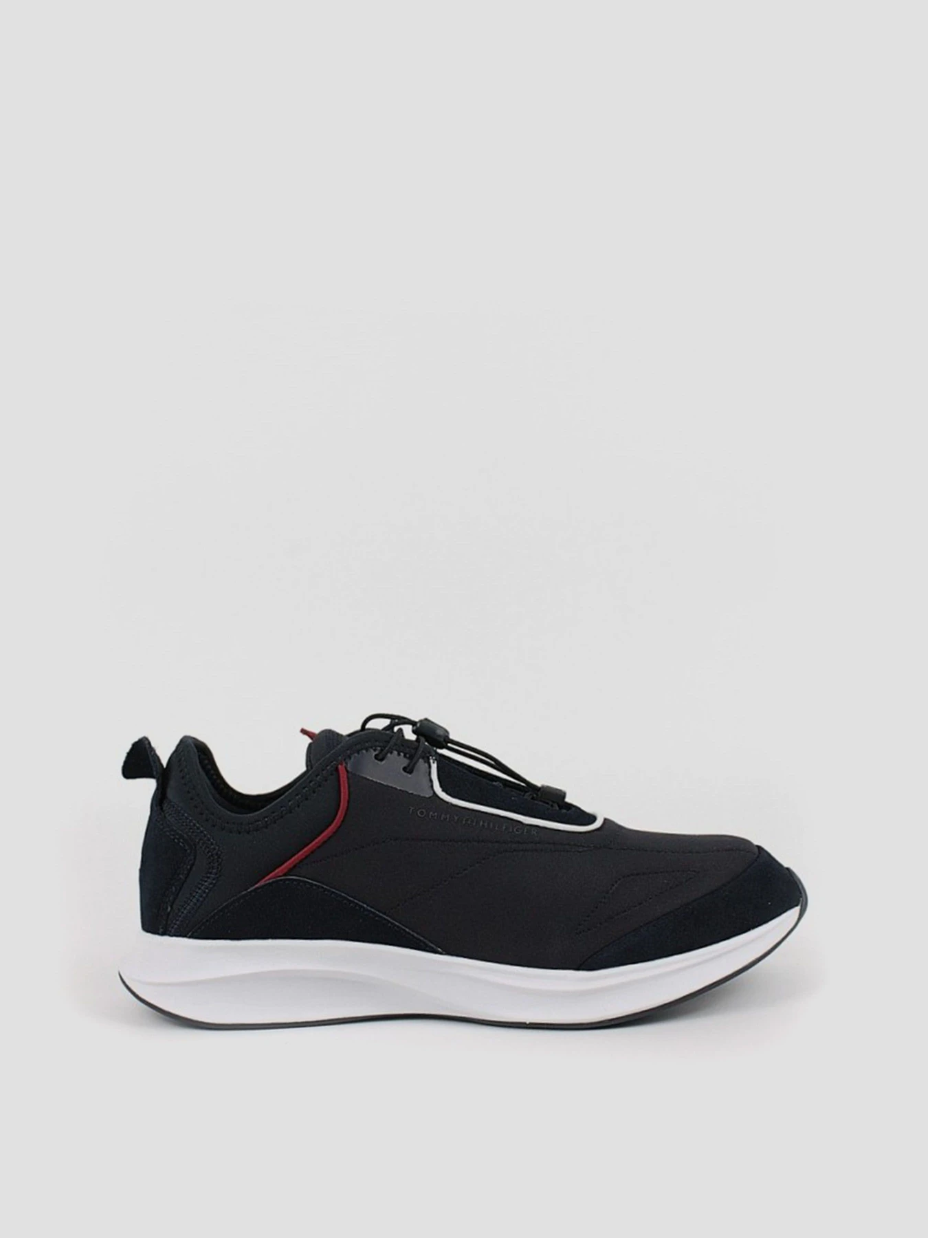 Кроссовки Tommy Hilfiger модель FM0FM04564-DW5 Кроссовки Tommy Hilfiger модель FM0FM04564-DW5 Фото
