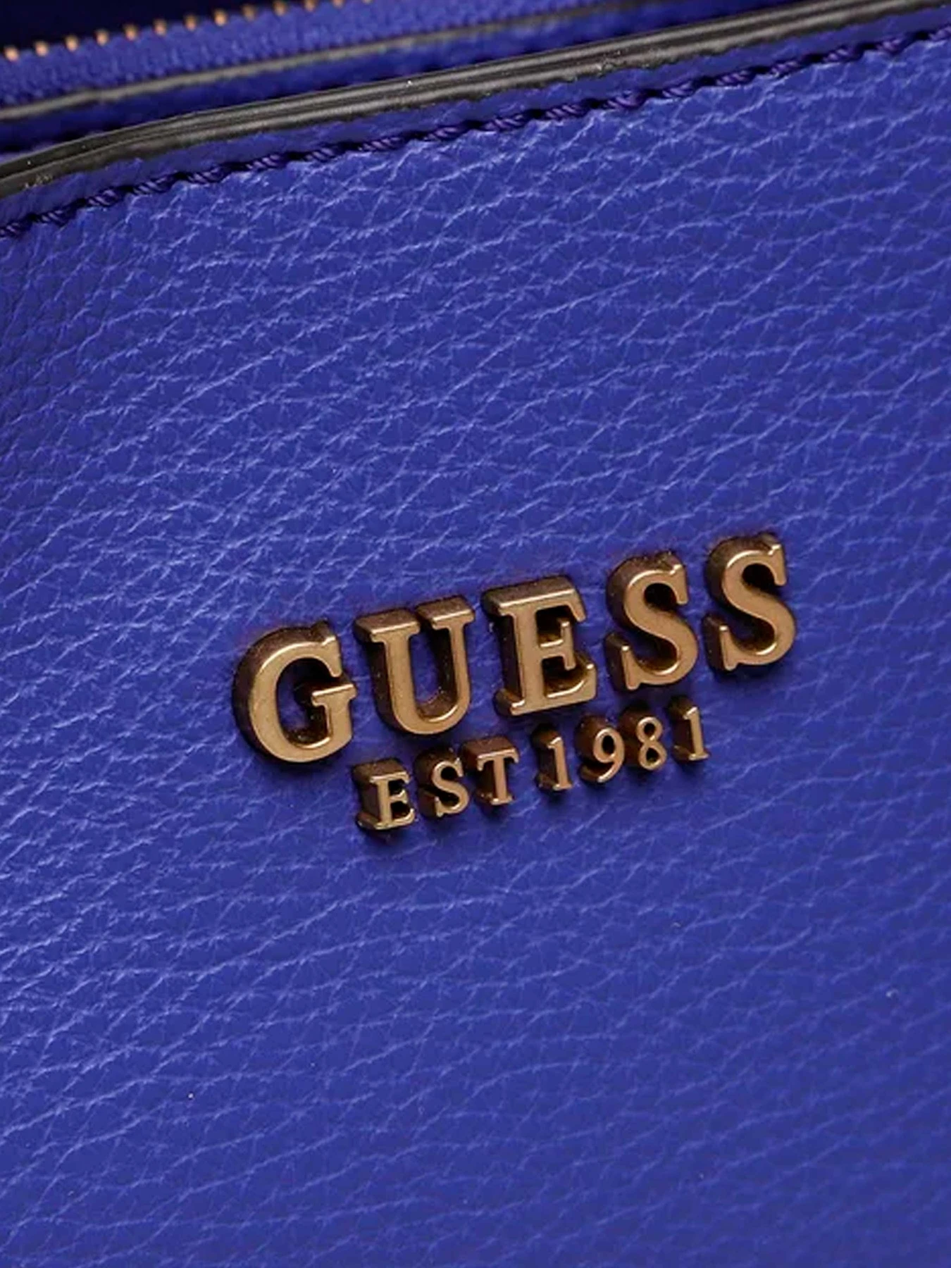 Сумки GUESS модель HWVB86-83220-VIO Фото