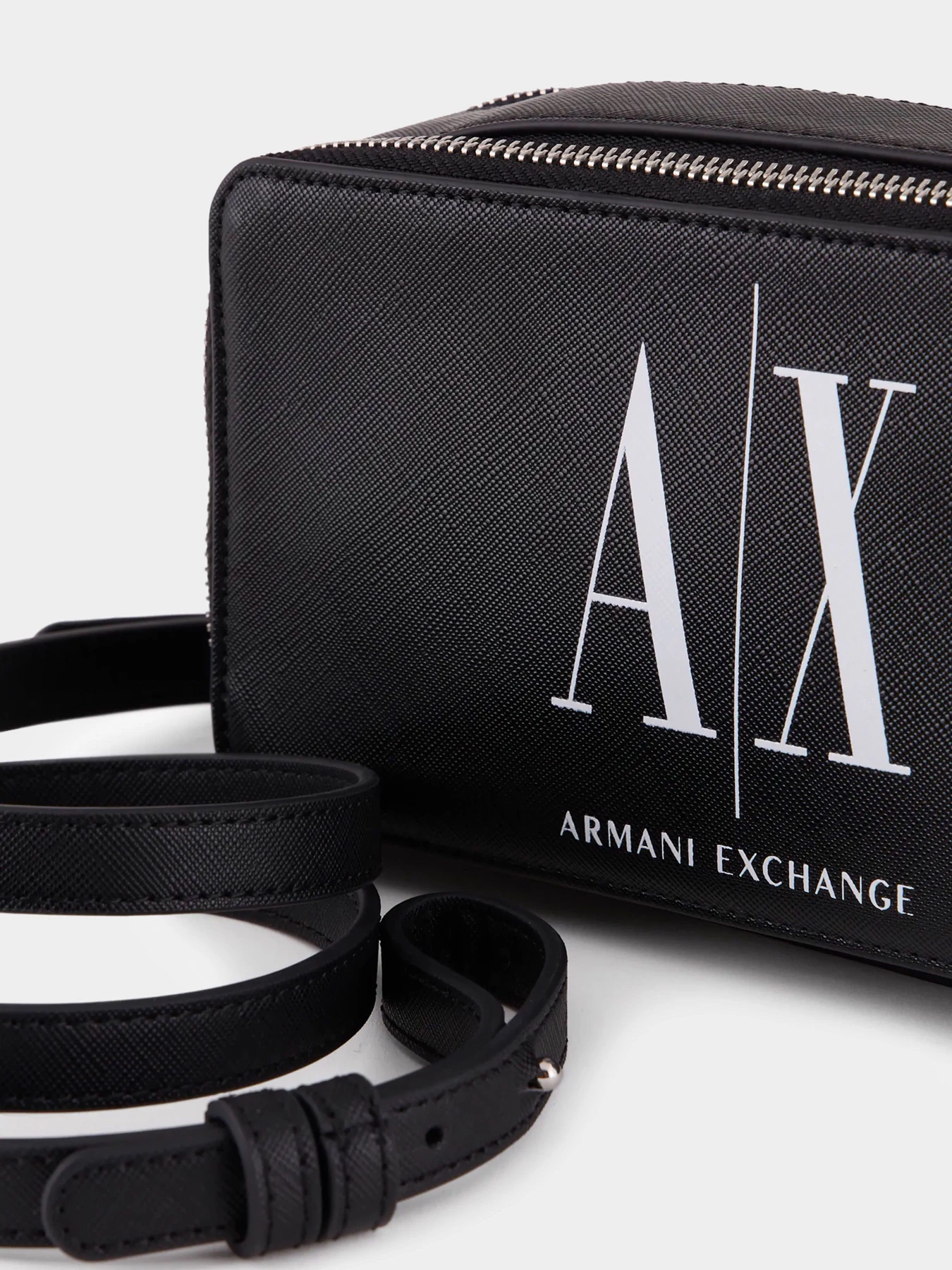 Сумки Armani Exchange модель 942923-0P198-00020 Фото