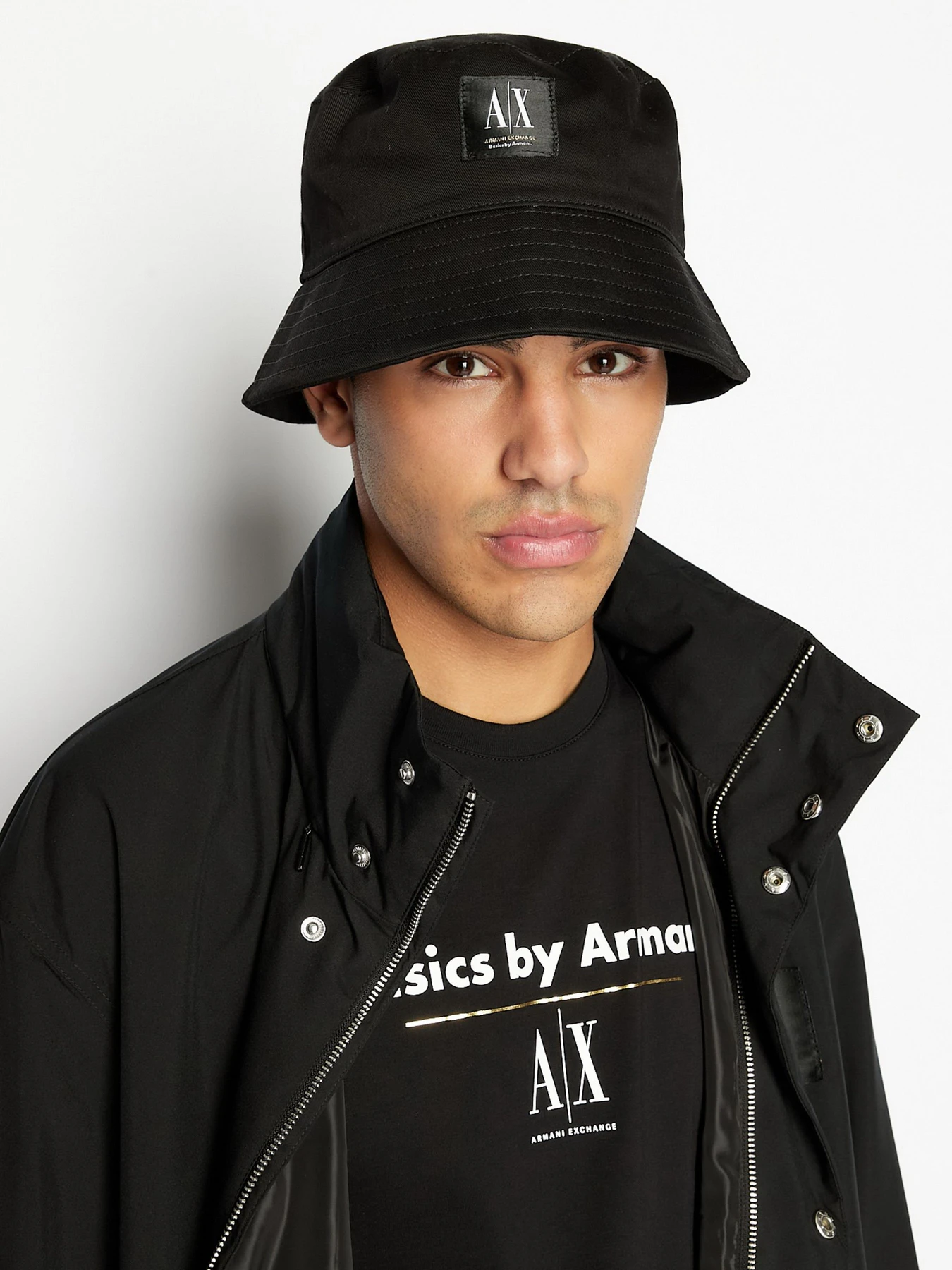 Шапки и кепки Armani Exchange модель 954703-3R107-00020 Шапки и кепки Armani Exchange модель 954703-3R107-00020 Фото