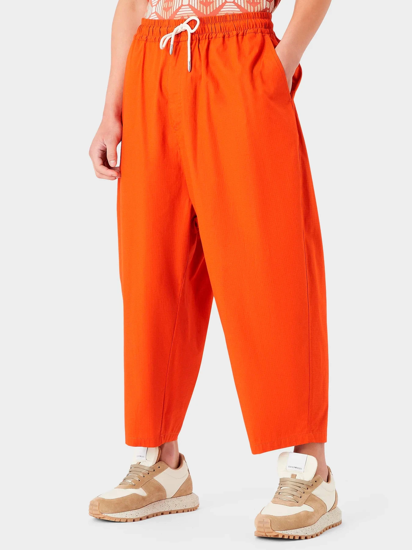 Шорты Emporio Armani модель 3R1P7C-1NW4Z-0265 Шорты Emporio Armani модель 3R1P7C-1NW4Z-0265 Фото