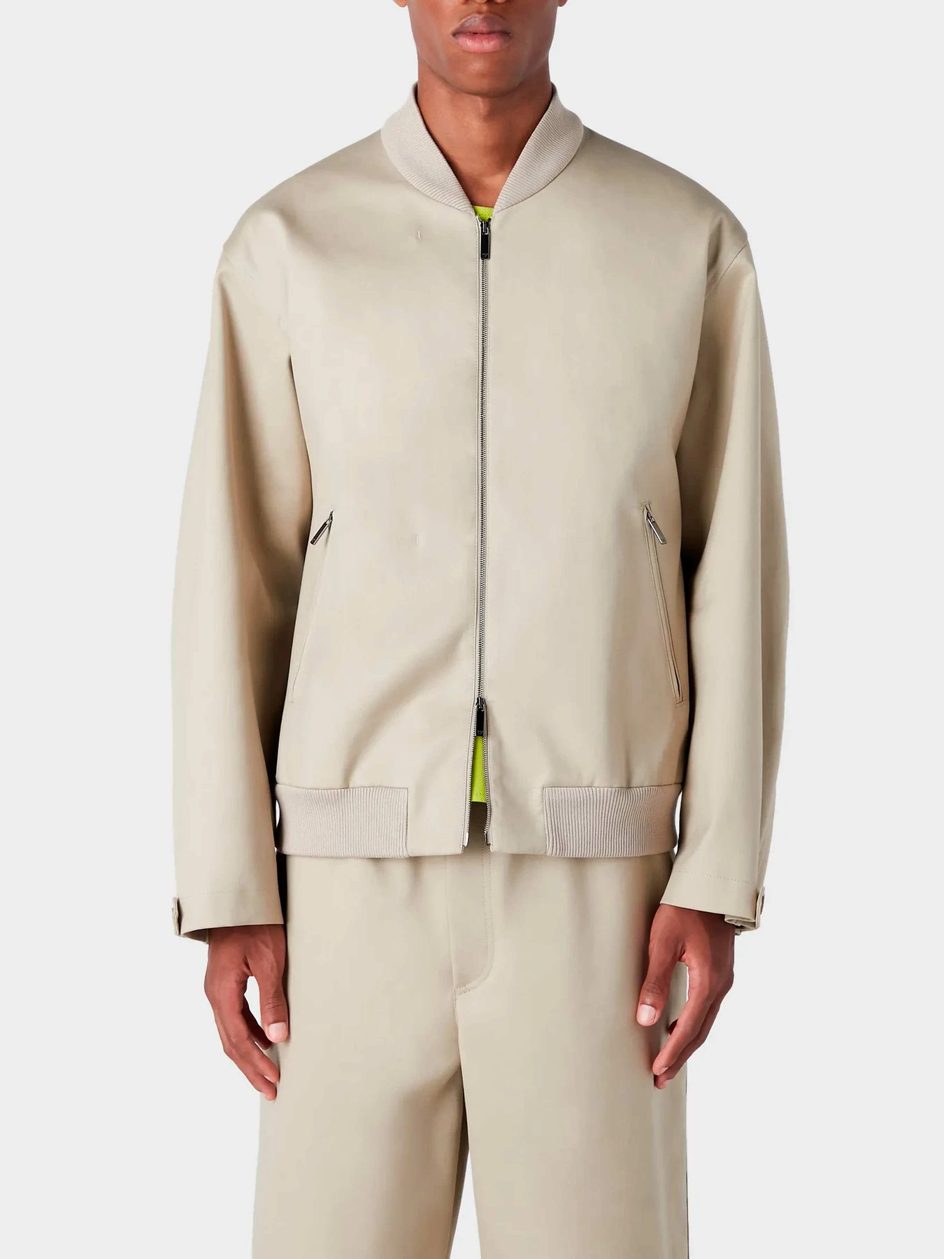 Куртки и дубленки Emporio Armani модель D41R69-D1233-105 Куртки и дубленки Emporio Armani модель D41R69-D1233-105 Фото