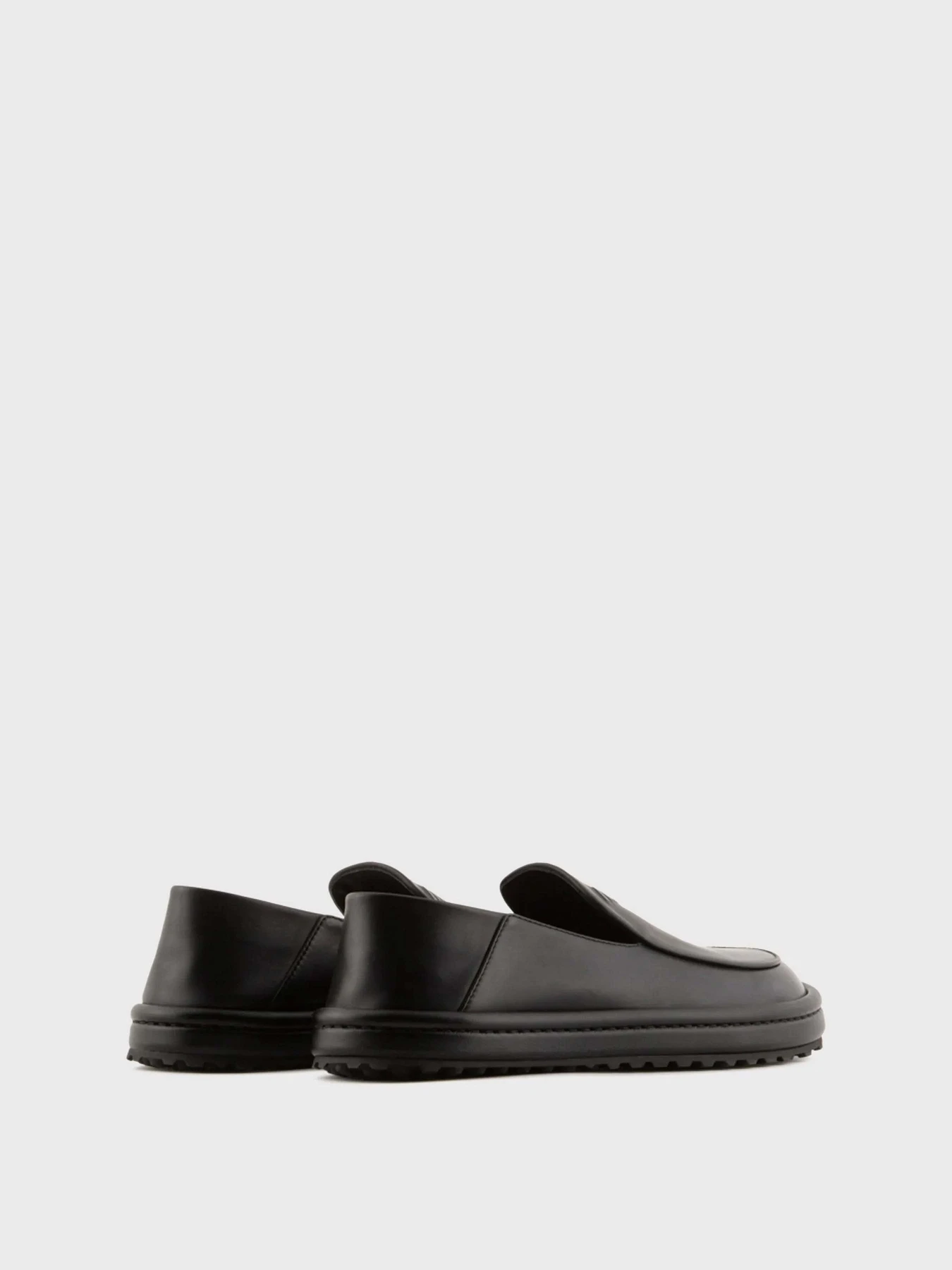 Туфли и лоферы Emporio Armani модель X4J109-XF668-00002 Фото
