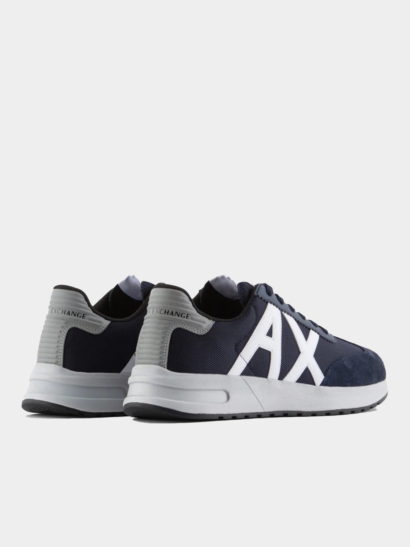 Кроссовки Armani Exchange модель XUX071-XV527-S282 Кроссовки Armani Exchange модель XUX071-XV527-S282 Фото