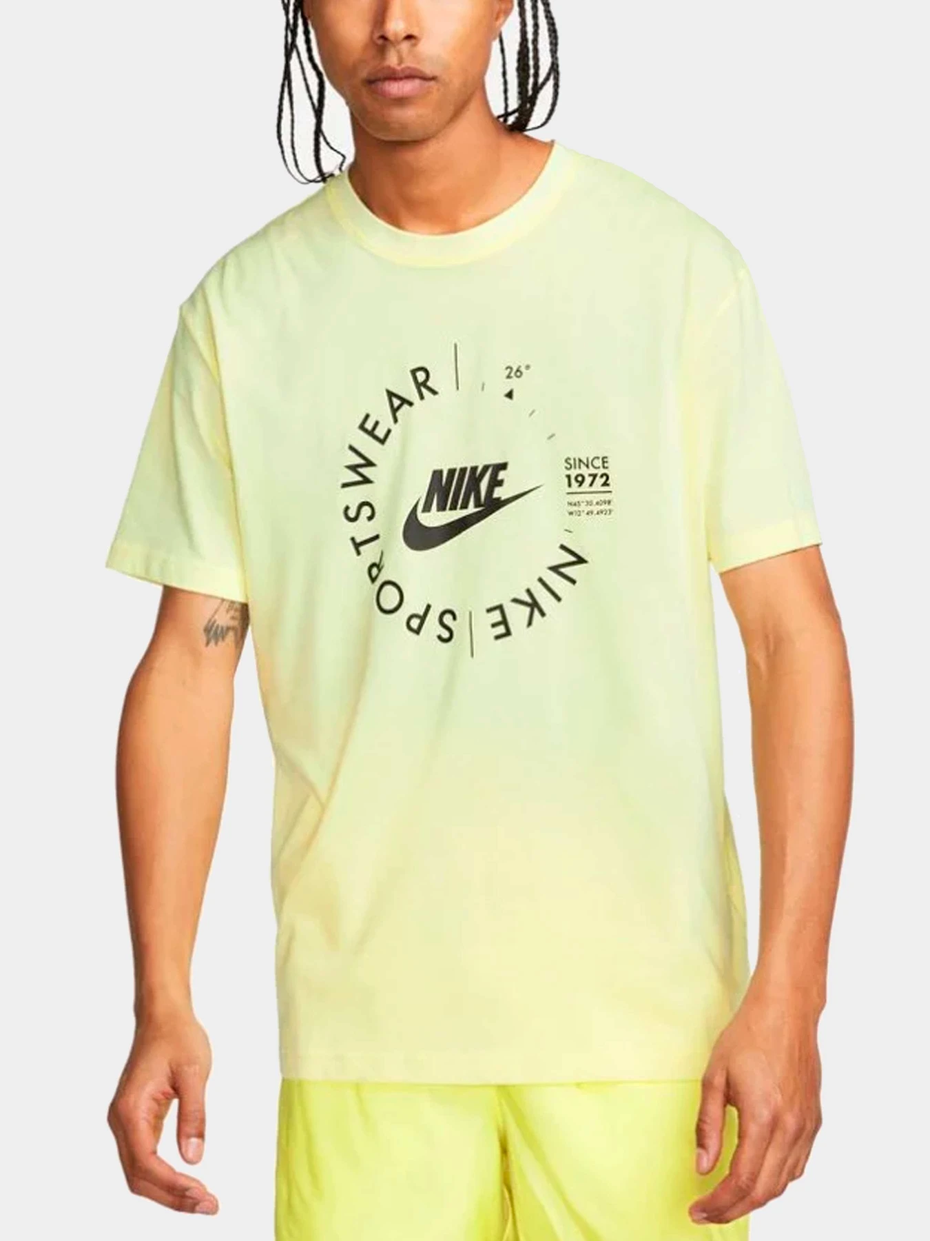 Футболки и поло NIKE модель FD1182-821 Футболки и поло NIKE модель FD1182-821 Фото