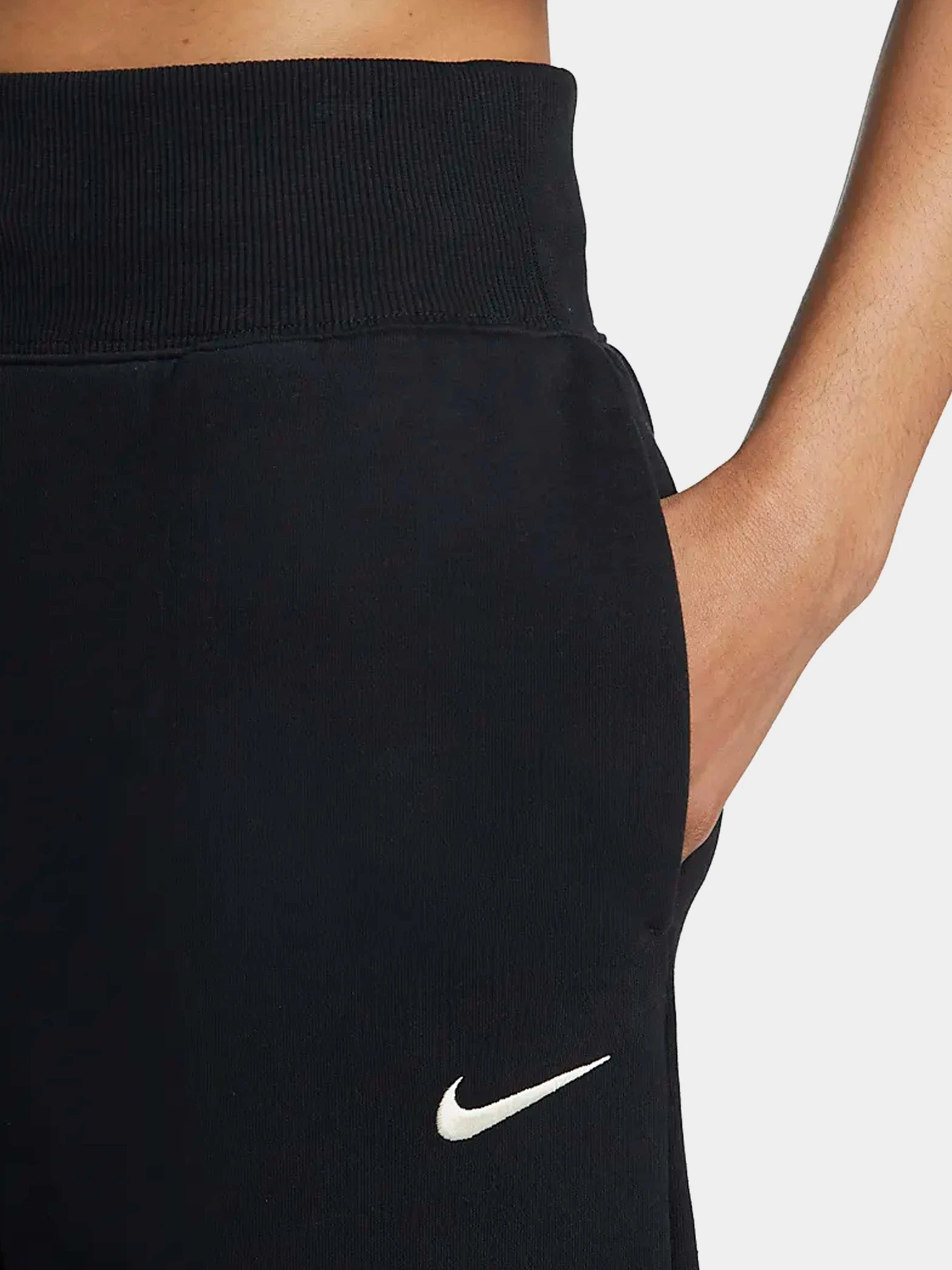 Брюки NIKE модель DQ5678-010 Брюки NIKE модель DQ5678-010 Фото