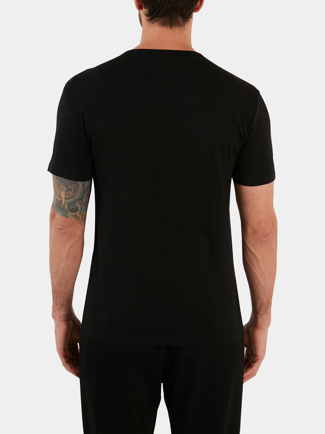 Футболки и поло Emporio Armani модель 111267-CC717-03320 Футболки и поло Emporio Armani модель 111267-CC717-03320 Фото