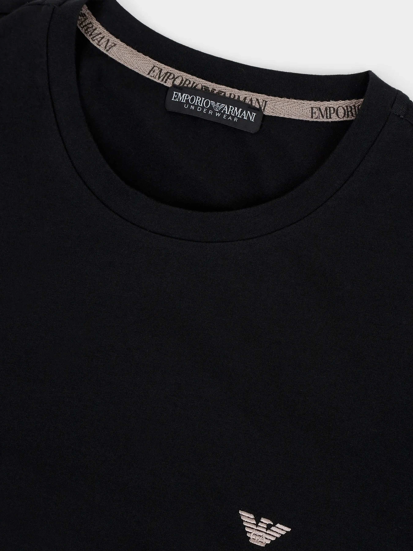 Костюмы Emporio Armani модель 111794-CC570-00020 Костюмы Emporio Armani модель 111794-CC570-00020 Фото