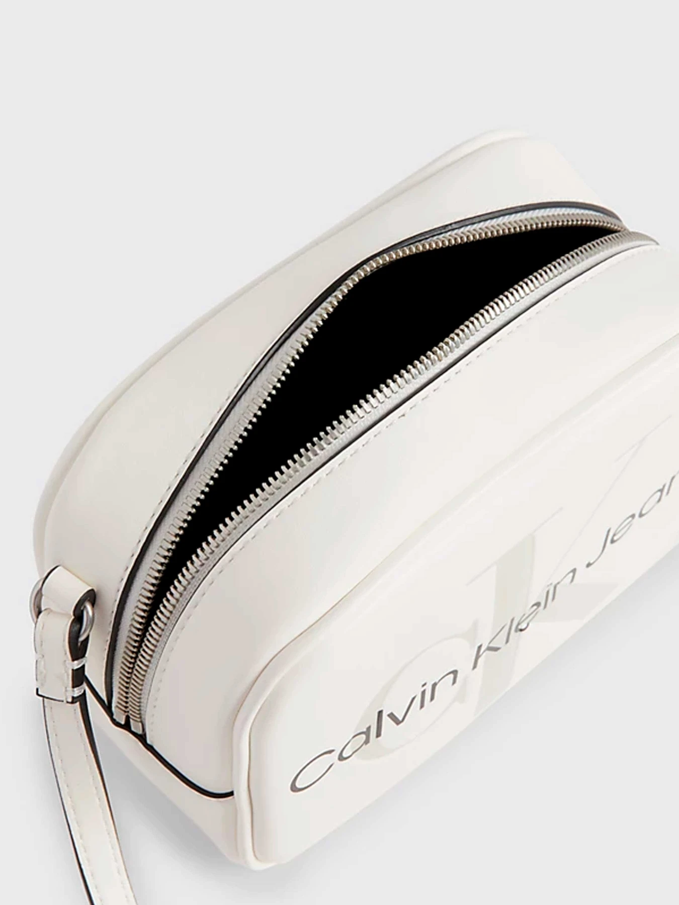 Сумки Calvin Klein модель K60K610275-YAF Сумки Calvin Klein модель K60K610275-YAF Фото