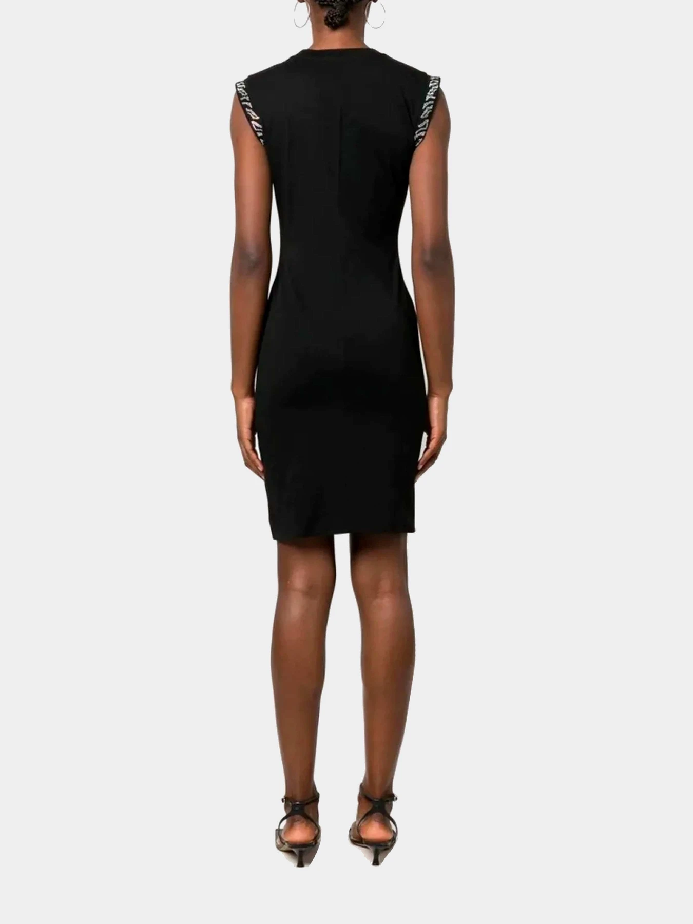 Платья Just Cavalli модель 74PBOE01-CJ110-899 Платья Just Cavalli модель 74PBOE01-CJ110-899 Фото