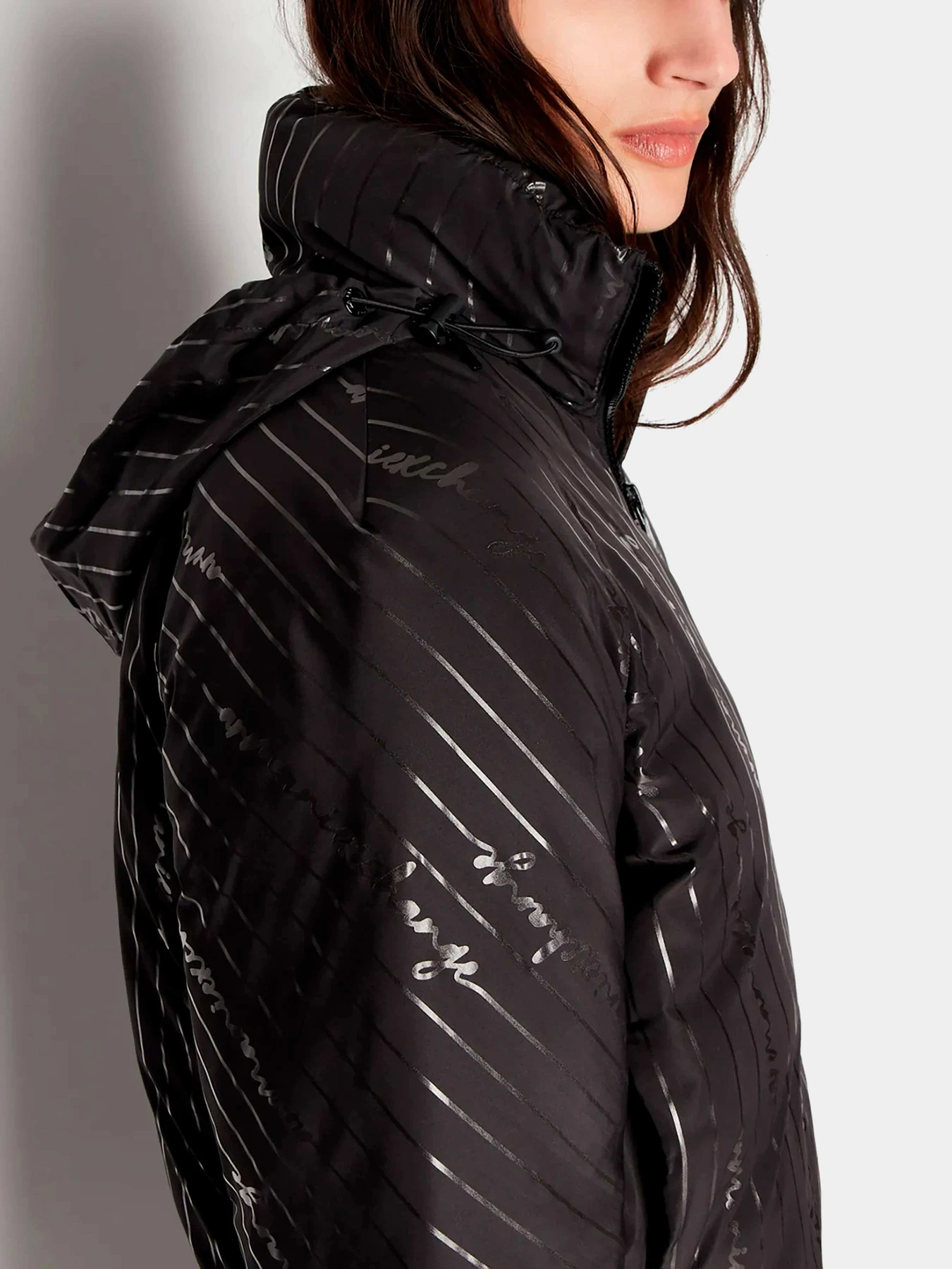 Куртки и дубленки Armani Exchange модель 6RYB06-YN1MZ-02EL Куртки и дубленки Armani Exchange модель 6RYB06-YN1MZ-02EL Фото