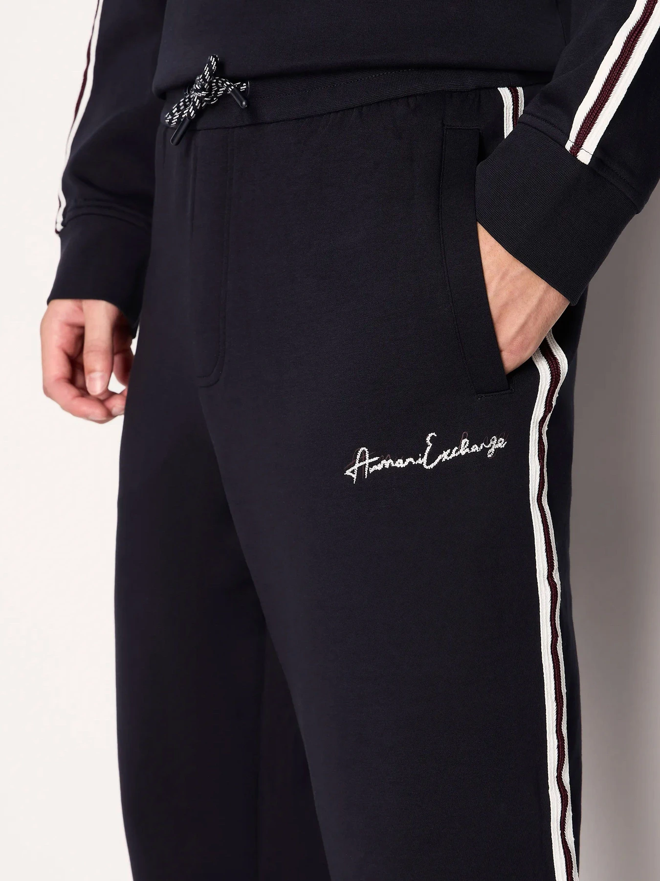 Брюки Armani Exchange модель 6RZPLD-ZJZGZ-1583 Брюки Armani Exchange модель 6RZPLD-ZJZGZ-1583 Фото
