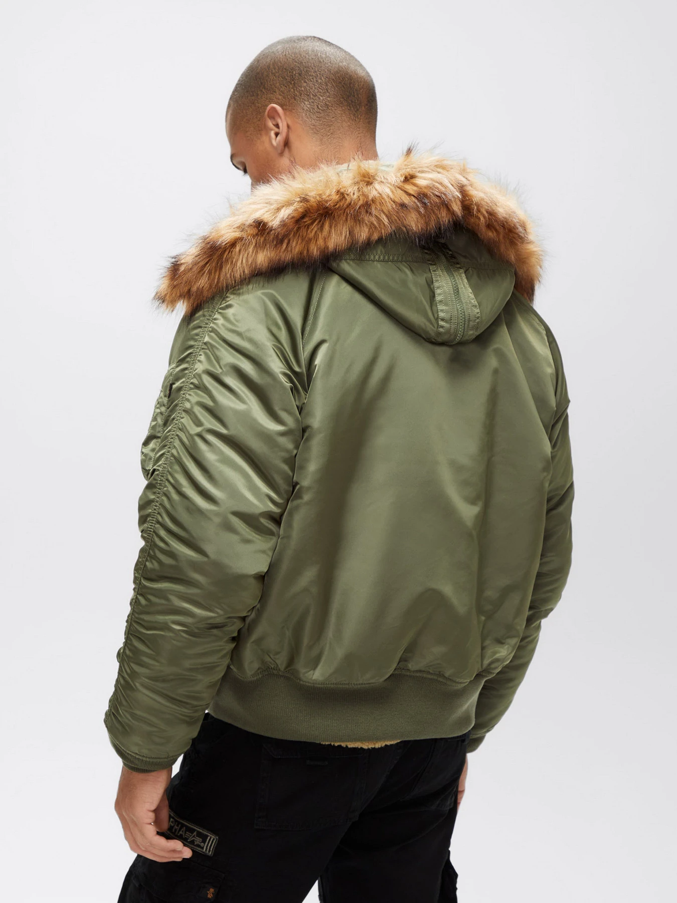 Куртки и дубленки Alpha Industries модель MJN30000C1_310 Куртки и дубленки Alpha Industries модель MJN30000C1_310 Фото
