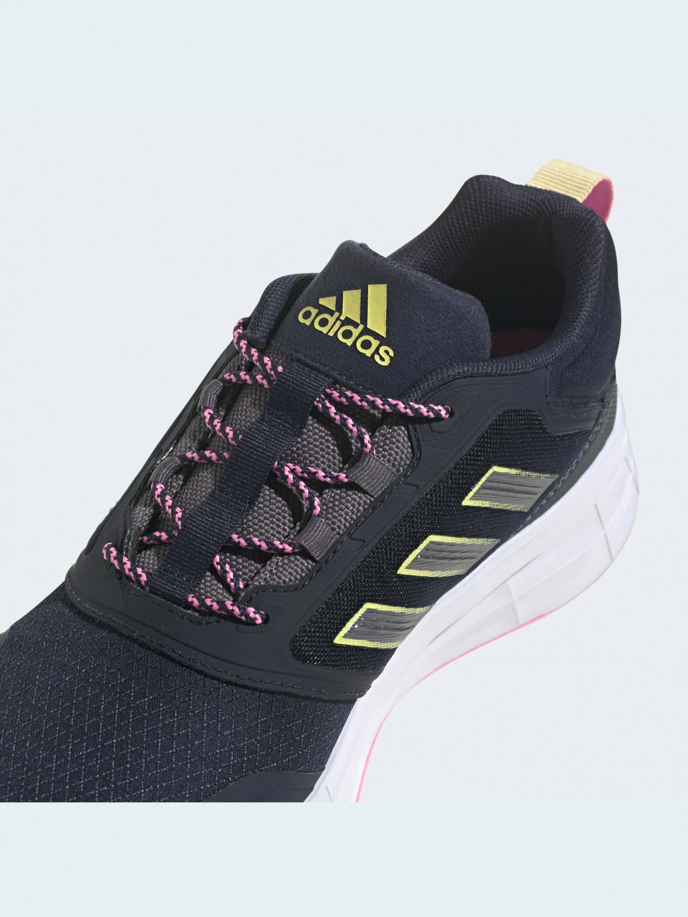 Кроссовки Adidas модель GW3851 Кроссовки Adidas модель GW3851 Фото
