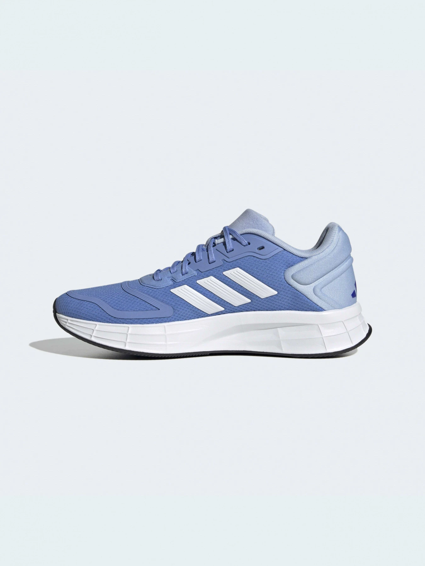 Кроссовки Adidas модель HQ4131 Кроссовки Adidas модель HQ4131 Фото