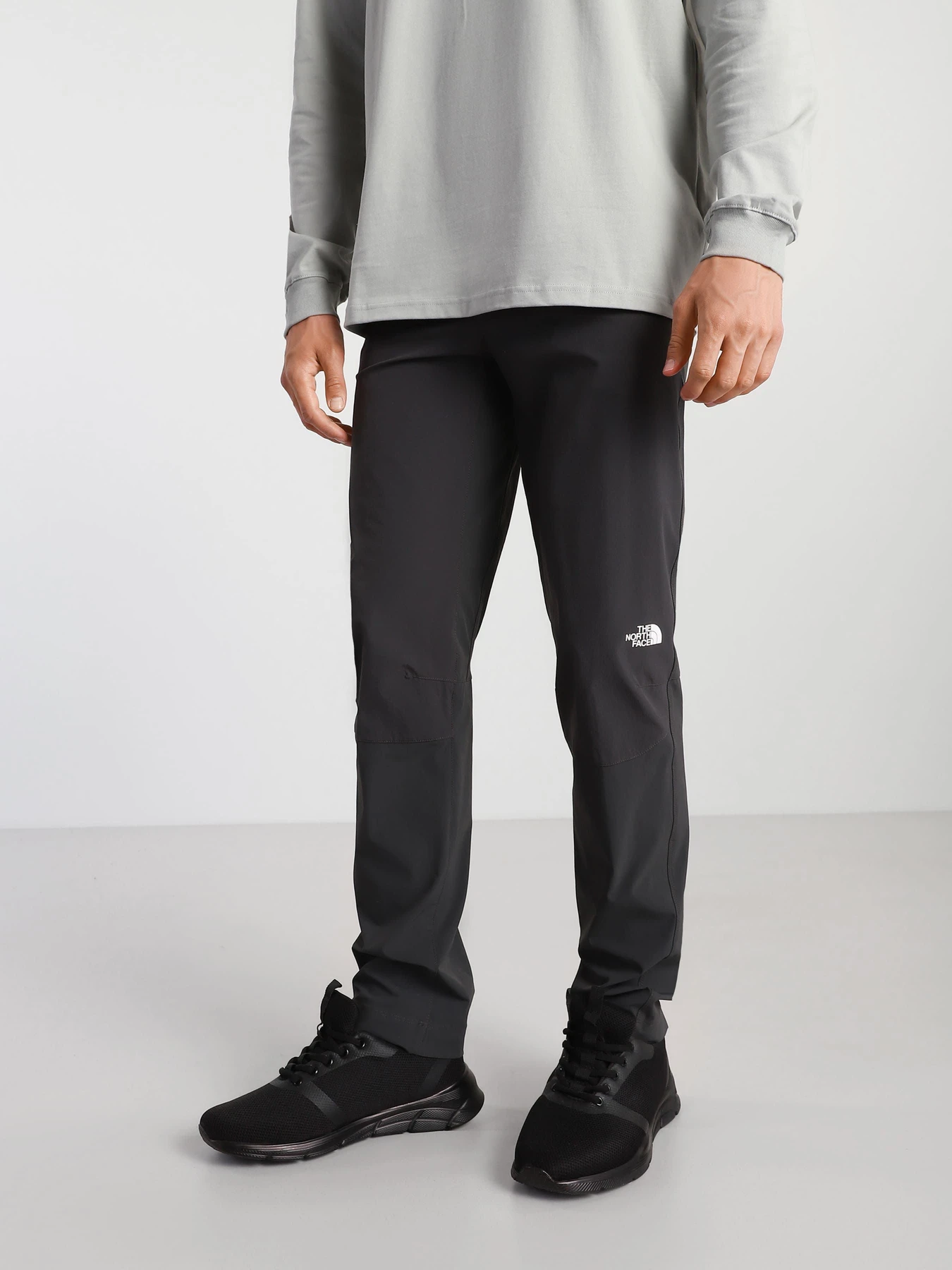Брюки The North Face модель NF0A3VF79A11 Брюки The North Face модель NF0A3VF79A11 Фото