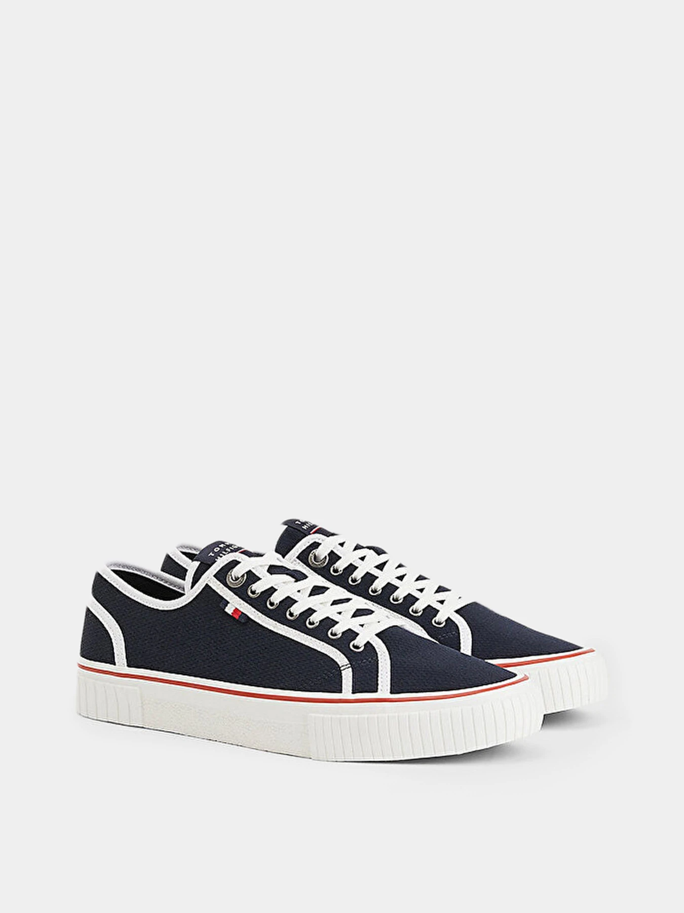 Кроссовки Tommy Hilfiger модель FM0FM04081-DW5 Кроссовки Tommy Hilfiger модель FM0FM04081-DW5 Фото