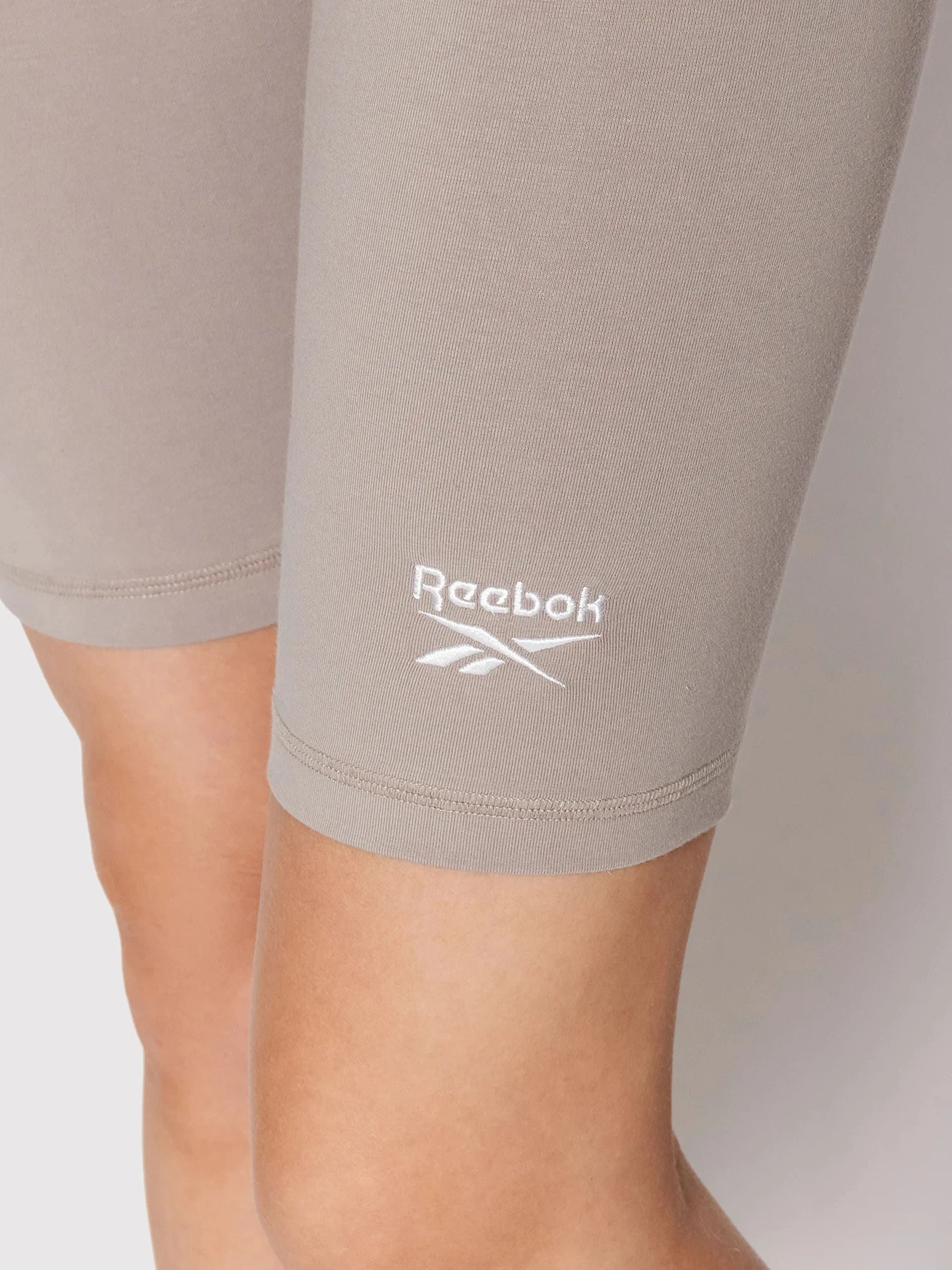 Шорты Reebok модель HB2315 Шорты Reebok модель HB2315 Фото