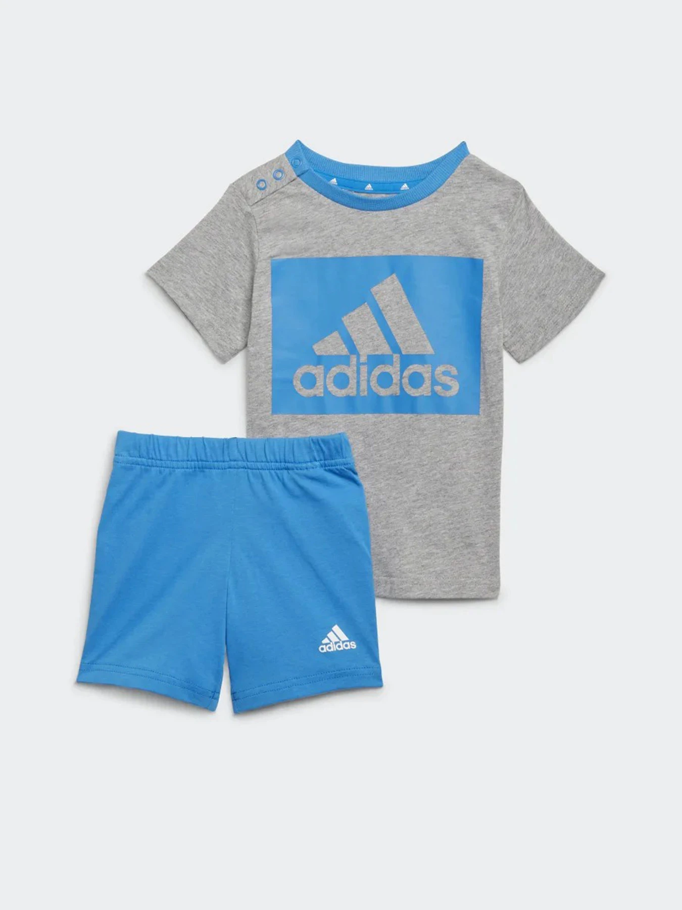 Костюмы Adidas модель H65822 Костюмы Adidas модель H65822 Фото