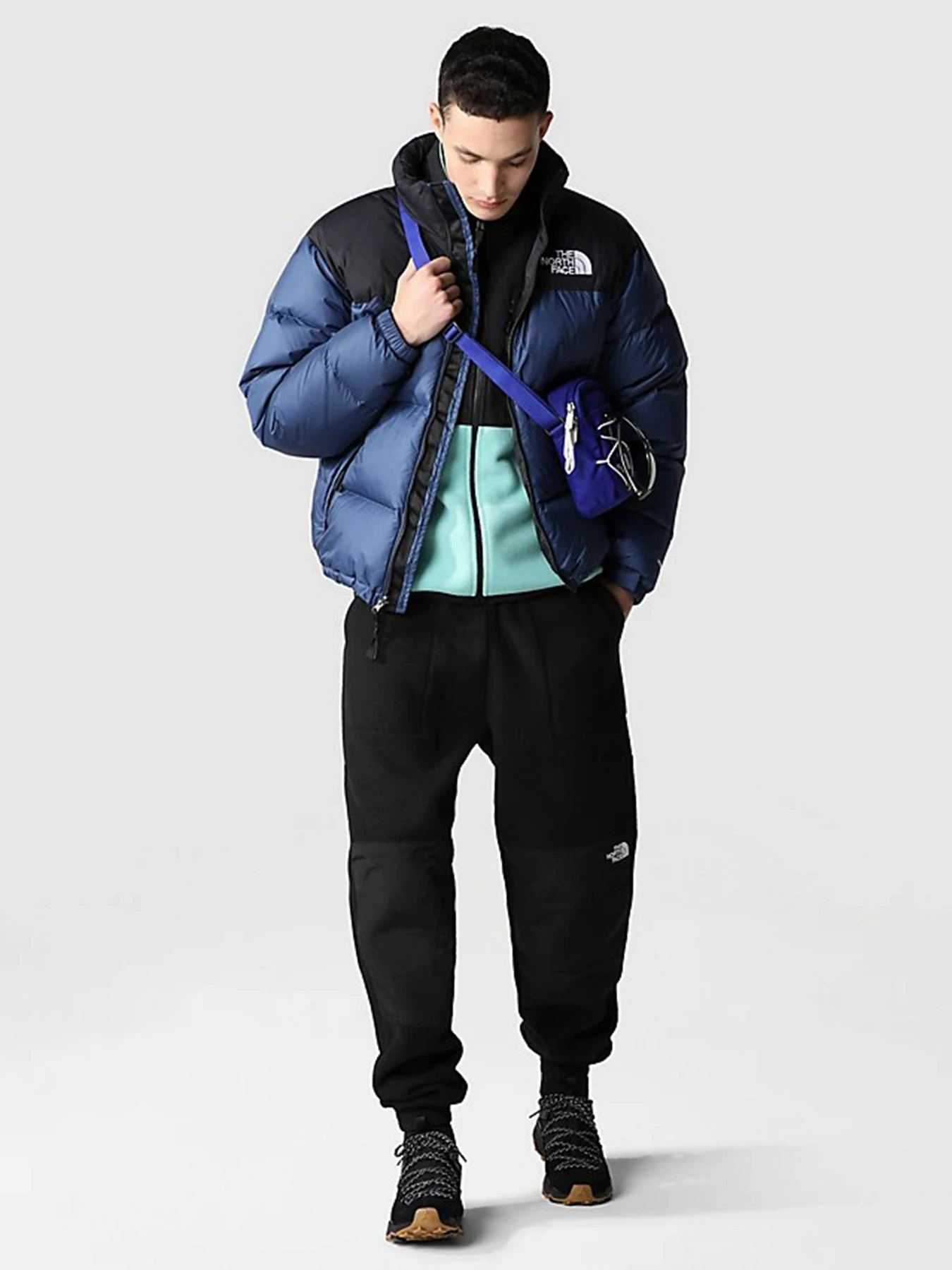 Куртки и дубленки The North Face модель NF0A3C8DHDC1 Куртки и дубленки The North Face модель NF0A3C8DHDC1 Фото