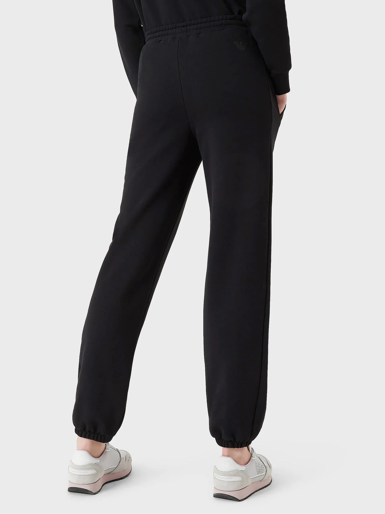 Брюки Emporio Armani модель 6L2P7B-2J49Z-0999 Брюки Emporio Armani модель 6L2P7B-2J49Z-0999 Фото