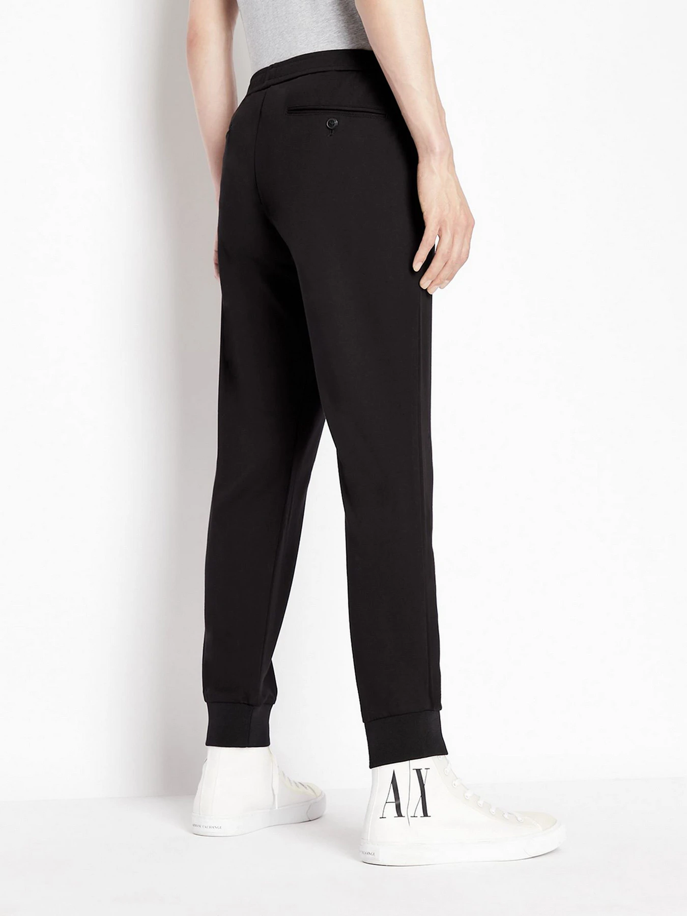 Брюки Armani Exchange модель 8NZP90-ZJ6JZ-1200 Брюки Armani Exchange модель 8NZP90-ZJ6JZ-1200 Фото