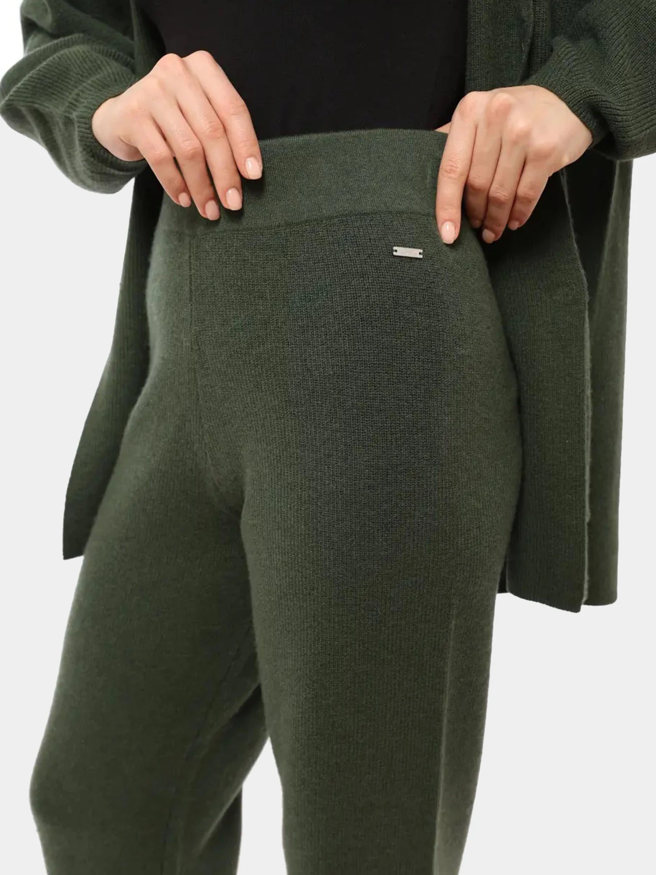 Брюки Armani Exchange модель 6LYP1Y-YMT8Z-1880 Брюки Armani Exchange модель 6LYP1Y-YMT8Z-1880 Фото