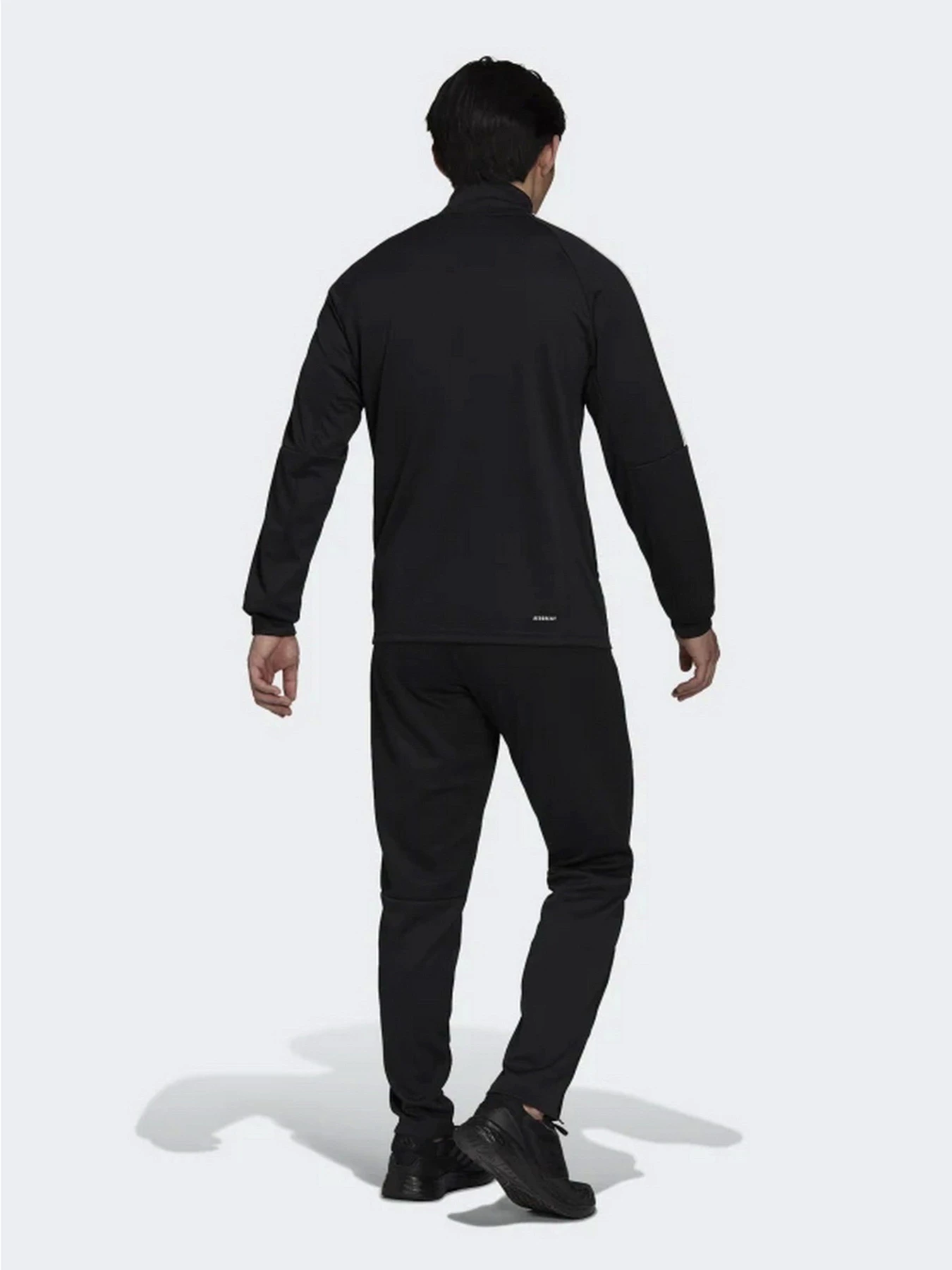 Костюмы Adidas модель H28922 Костюмы Adidas модель H28922 Фото