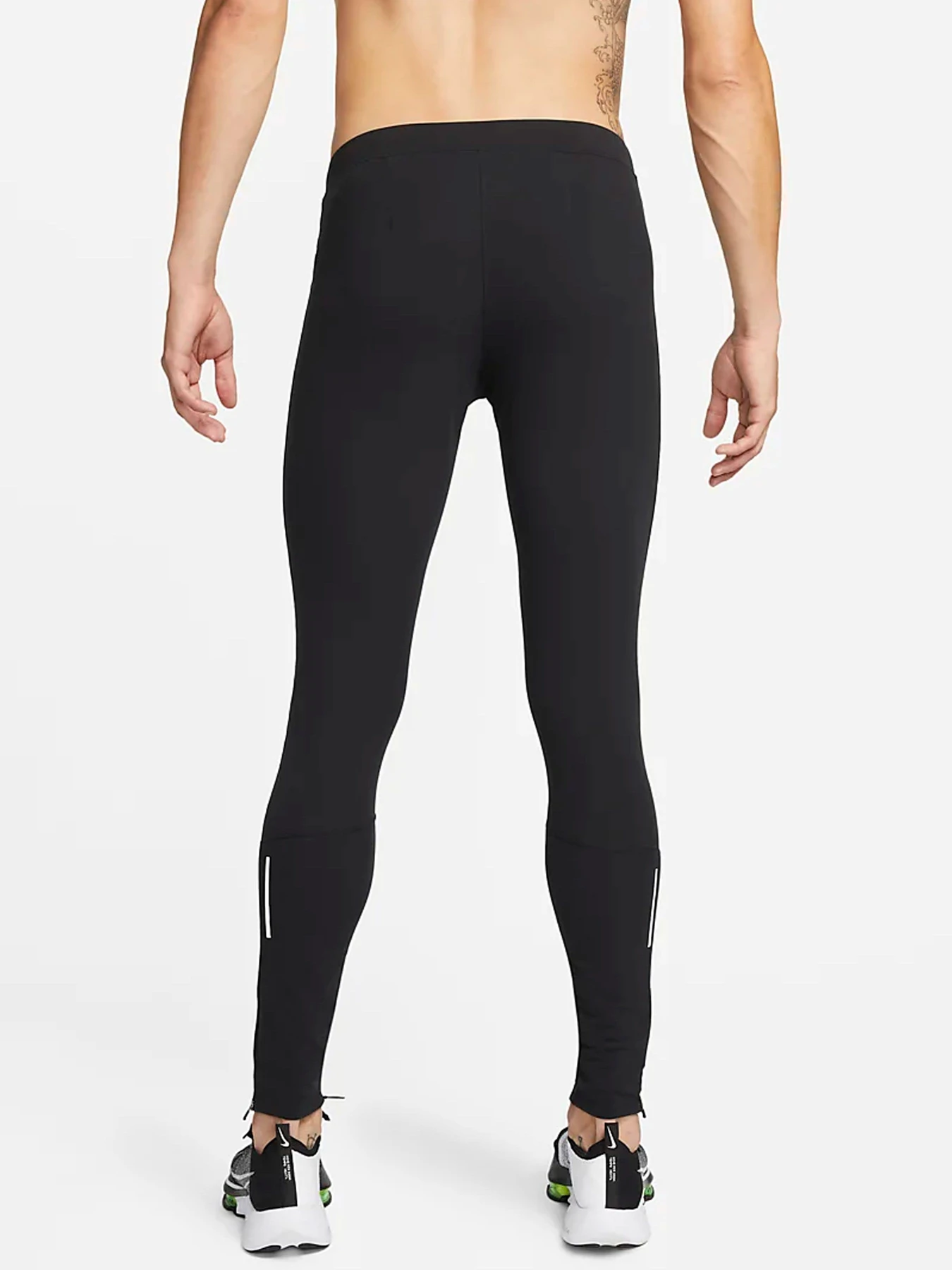 Брюки NIKE модель DD6700-010 Брюки NIKE модель DD6700-010 Фото