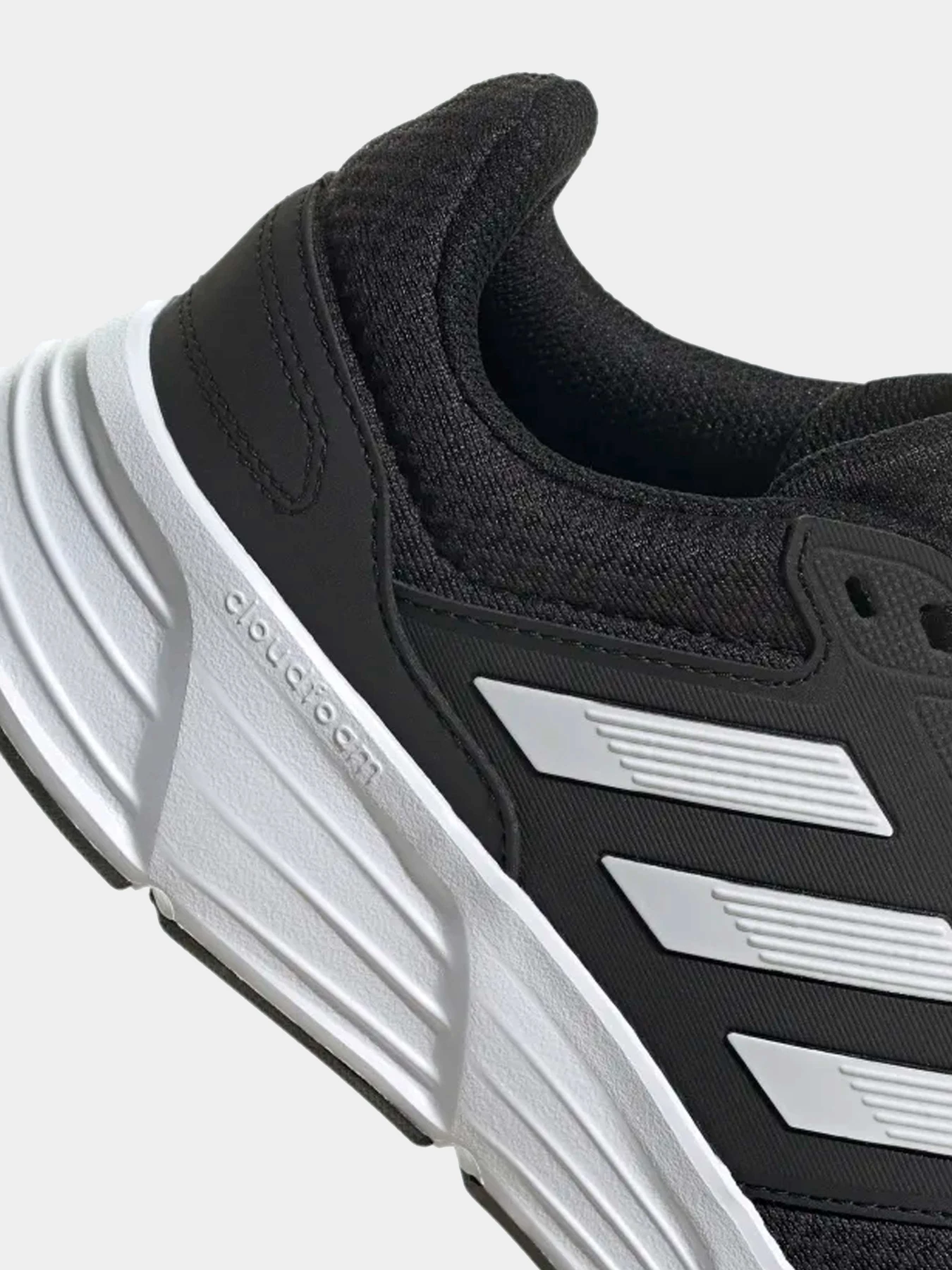 Кроссовки Adidas модель GW3848 Кроссовки Adidas модель GW3848 Фото