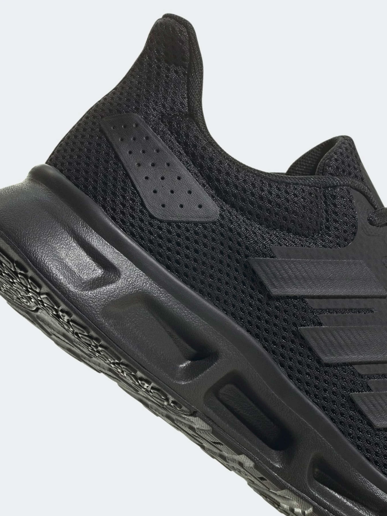 Кроссовки Adidas модель GY6347 Кроссовки Adidas модель GY6347 Фото
