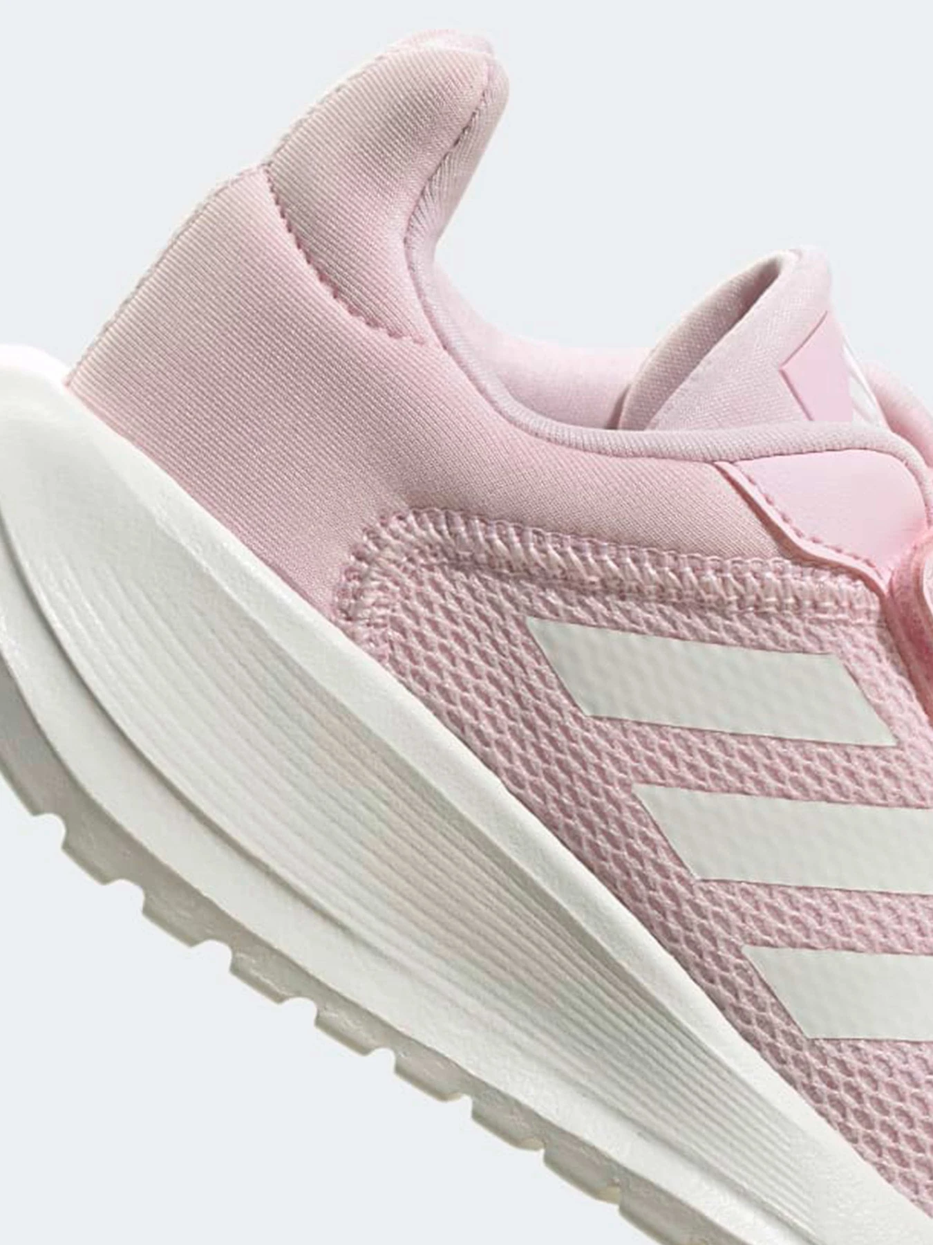 Кроссовки Adidas модель GZ3436 Кроссовки Adidas модель GZ3436 Фото