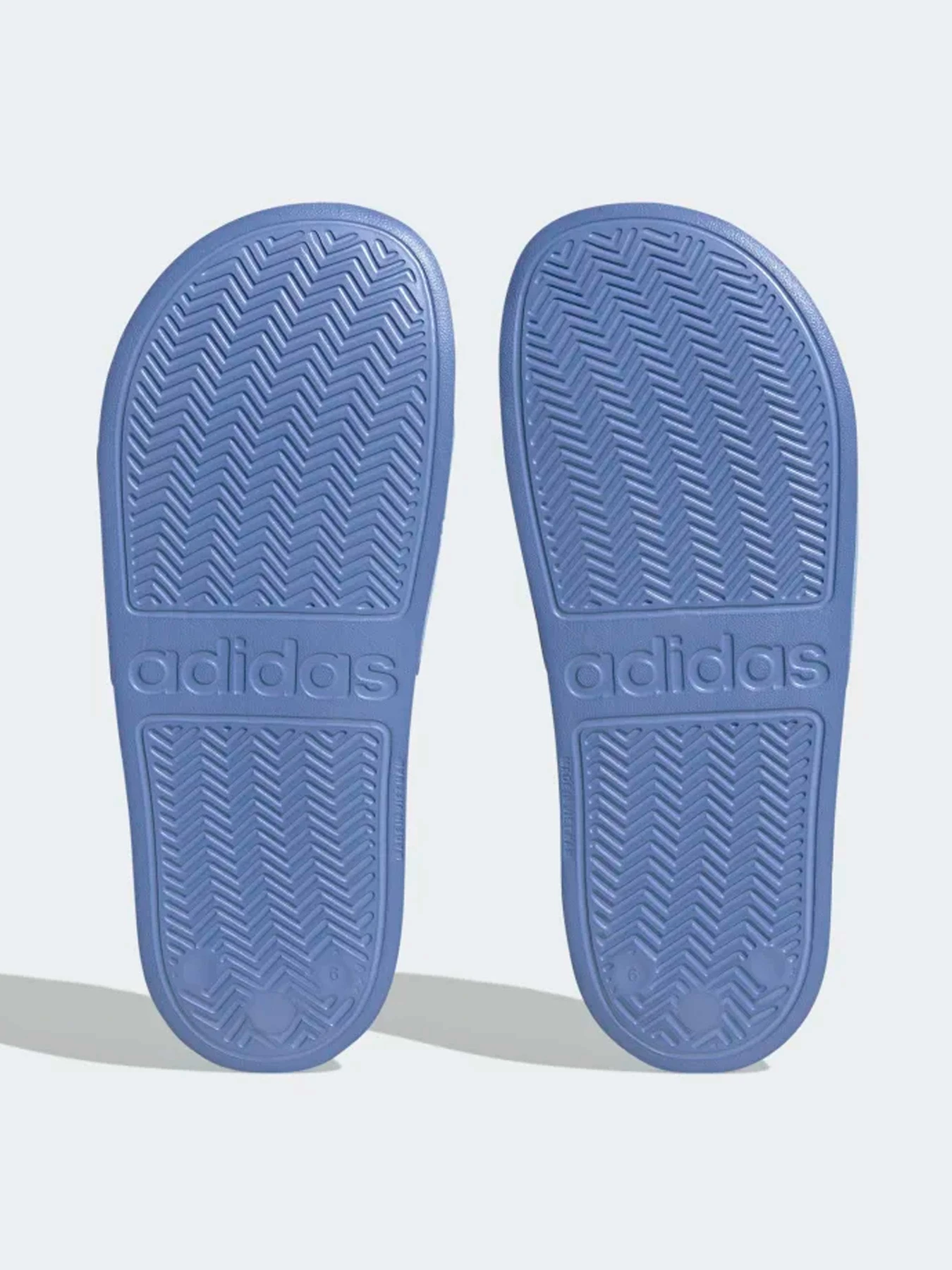 Шлёпанцы Adidas модель GZ9504 Шлёпанцы Adidas модель GZ9504 Фото